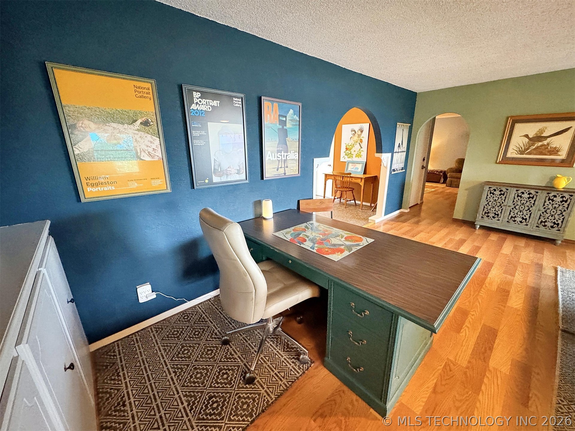 3278 W Southern Avenue Property Photo 9