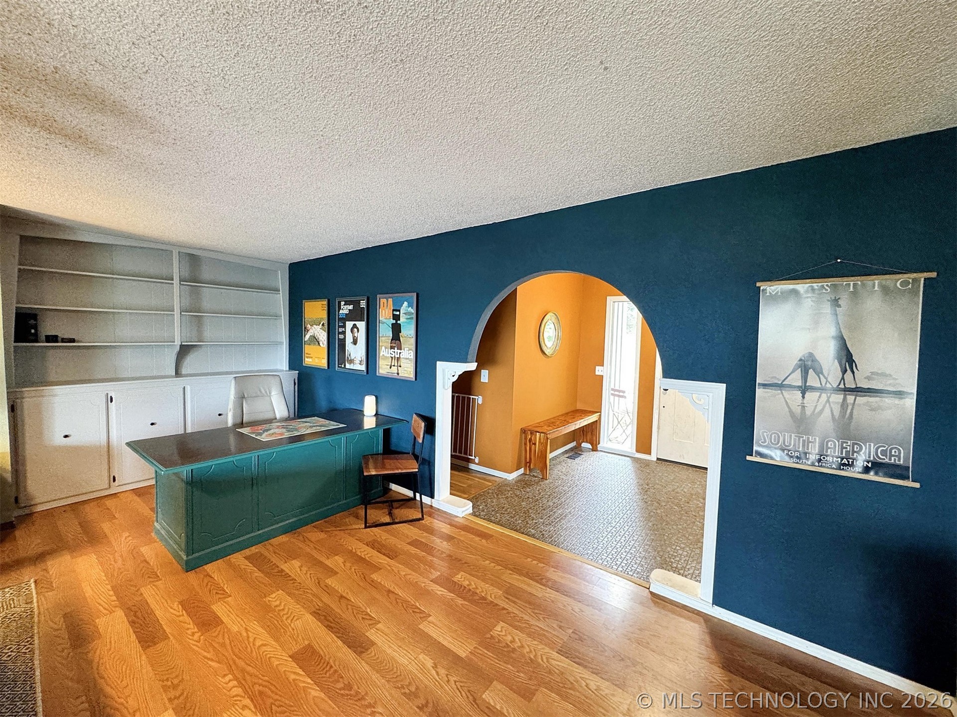 3278 W Southern Avenue Property Photo 11