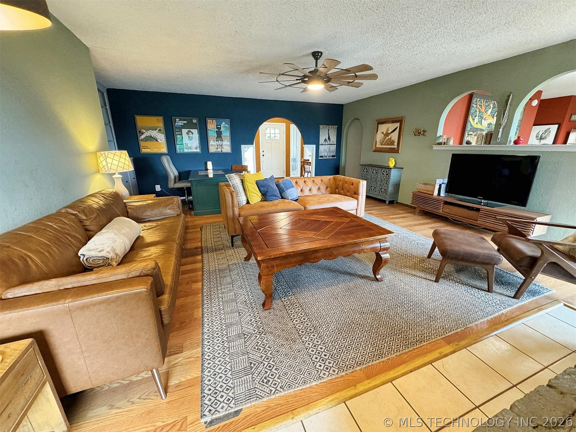 3278 W Southern Avenue Property Photo 16