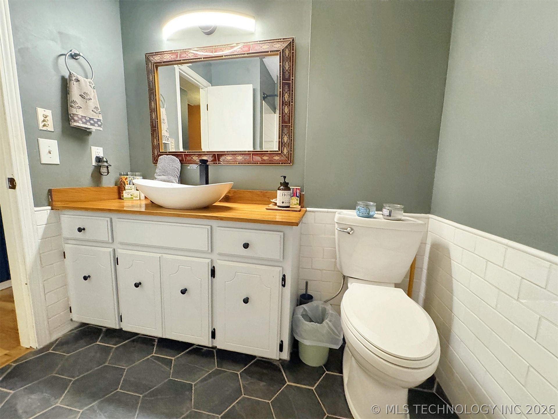 3278 W Southern Avenue Property Photo 44