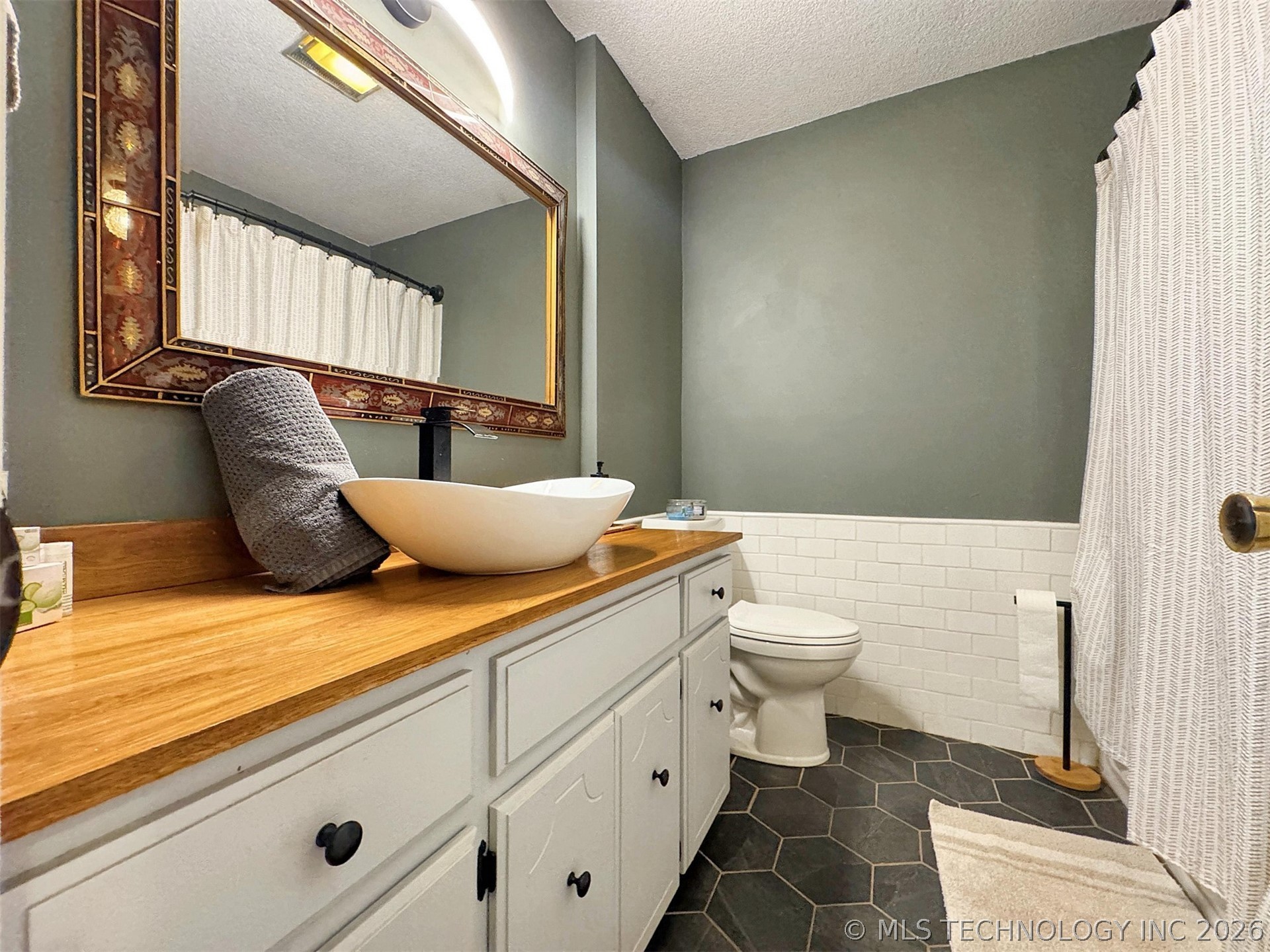 3278 W Southern Avenue Property Photo 45