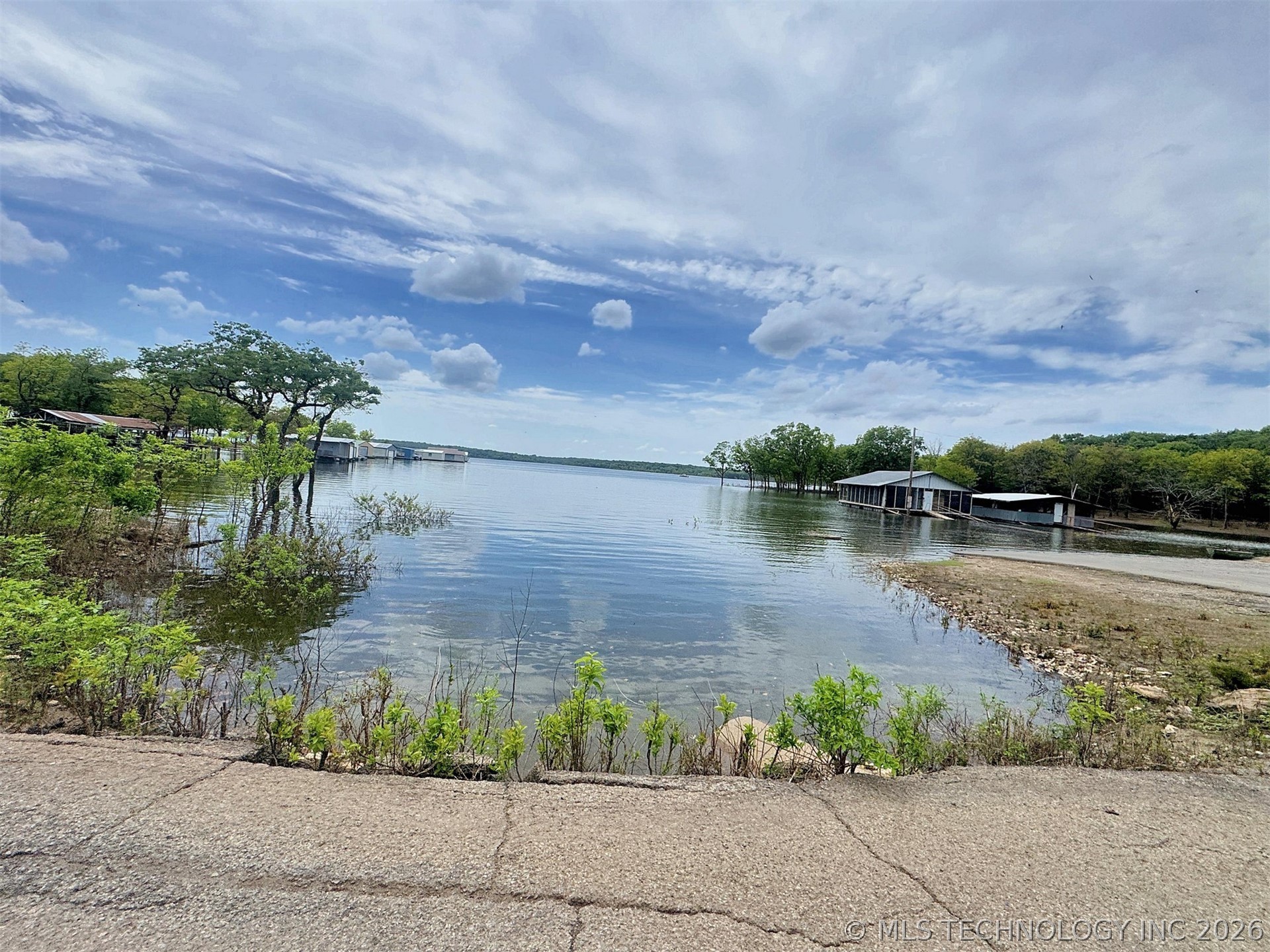 3278 W Southern Avenue Property Photo 56