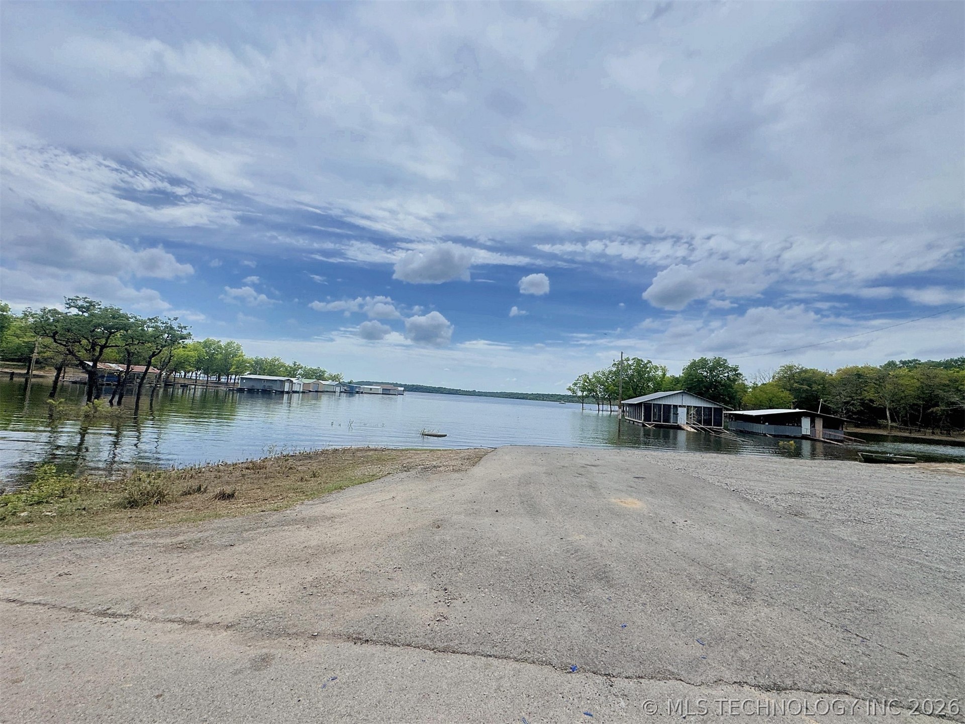 3278 W Southern Avenue Property Photo 57