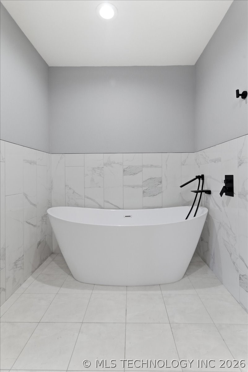 9035 E 67th Street Property Photo 22