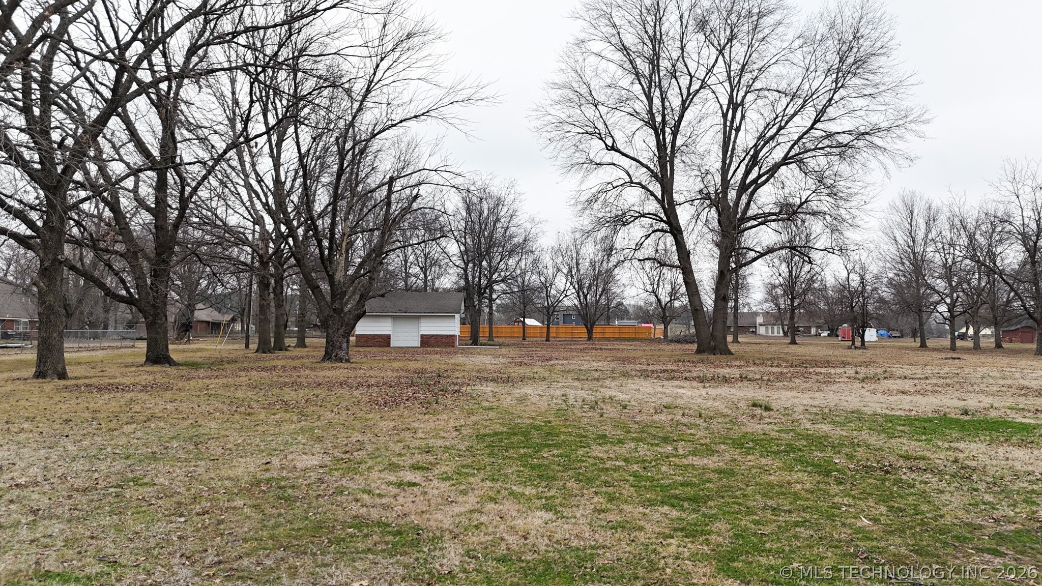 15515 E 94th Street N Property Photo 9