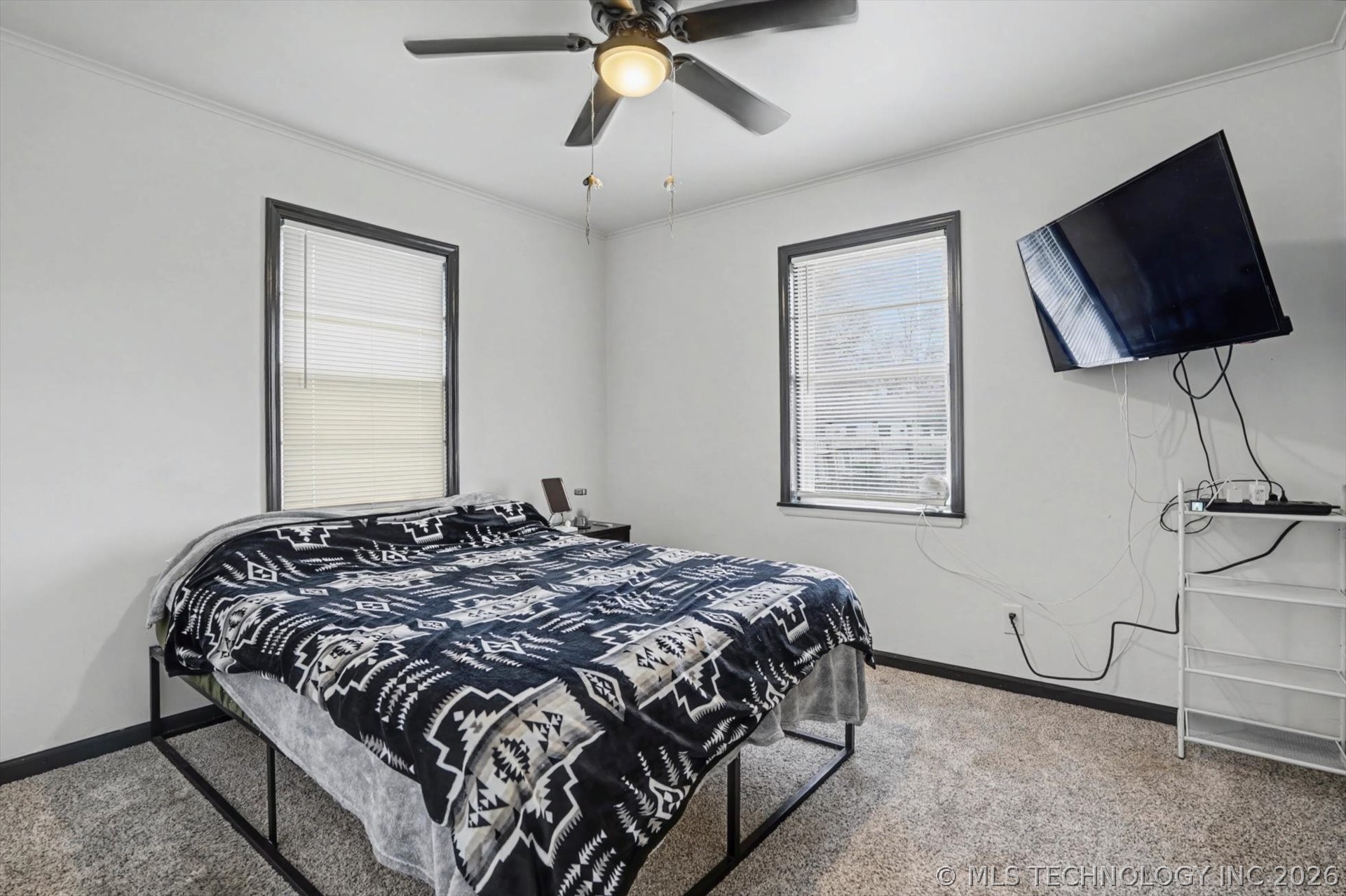 274 E 53rd Street N Property Photo 16