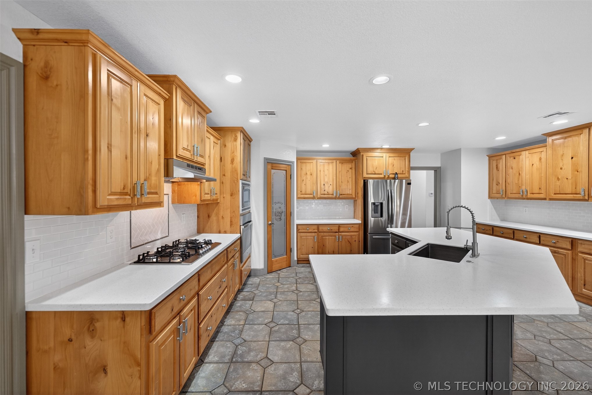 3863 W 173rd Street N Property Photo 16