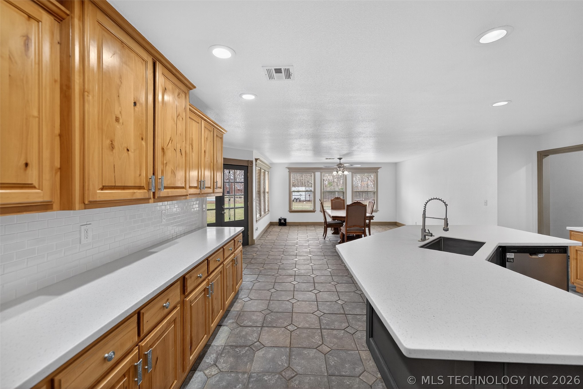 3863 W 173rd Street N Property Photo 17