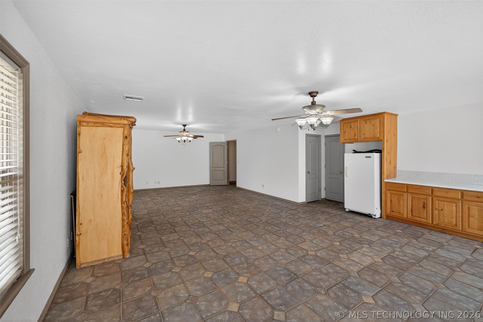 3863 W 173rd Street N Property Photo 21