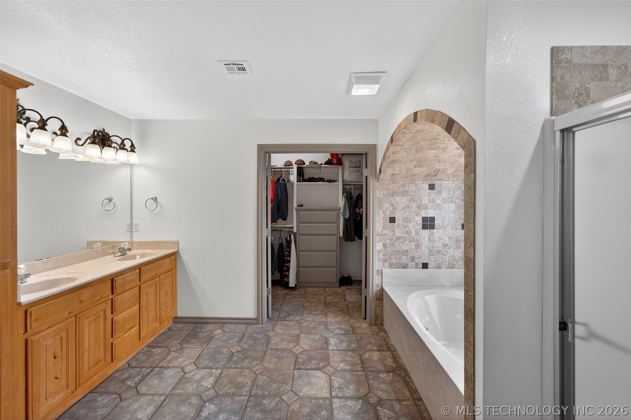 3863 W 173rd Street N Property Photo 26