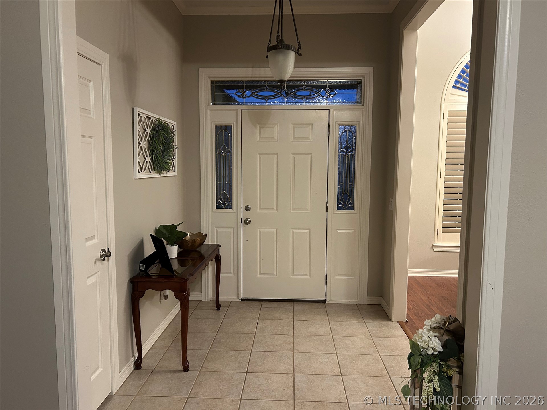 1204 Pinehurst Court Property Photo 2