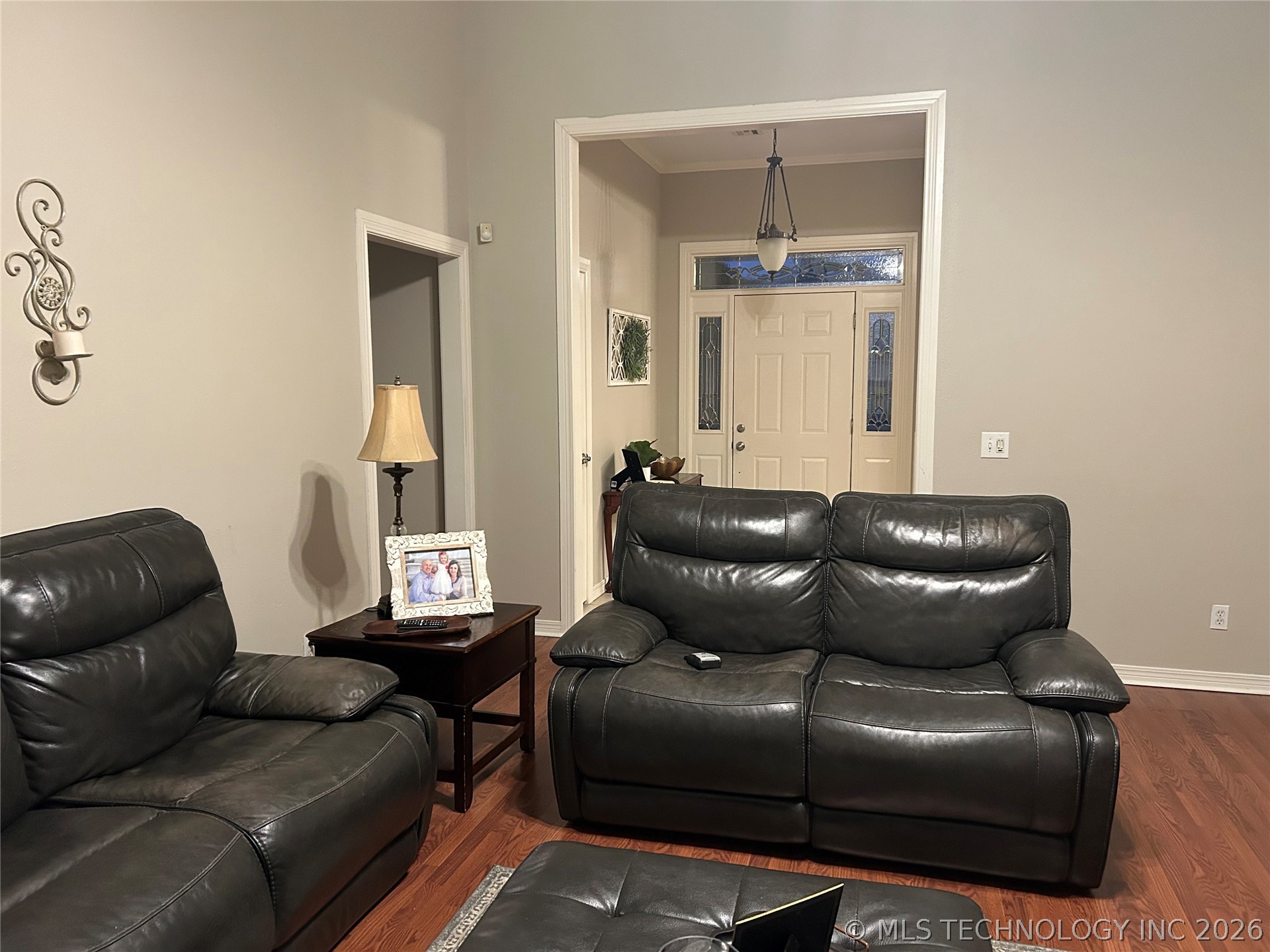 1204 Pinehurst Court Property Photo 8