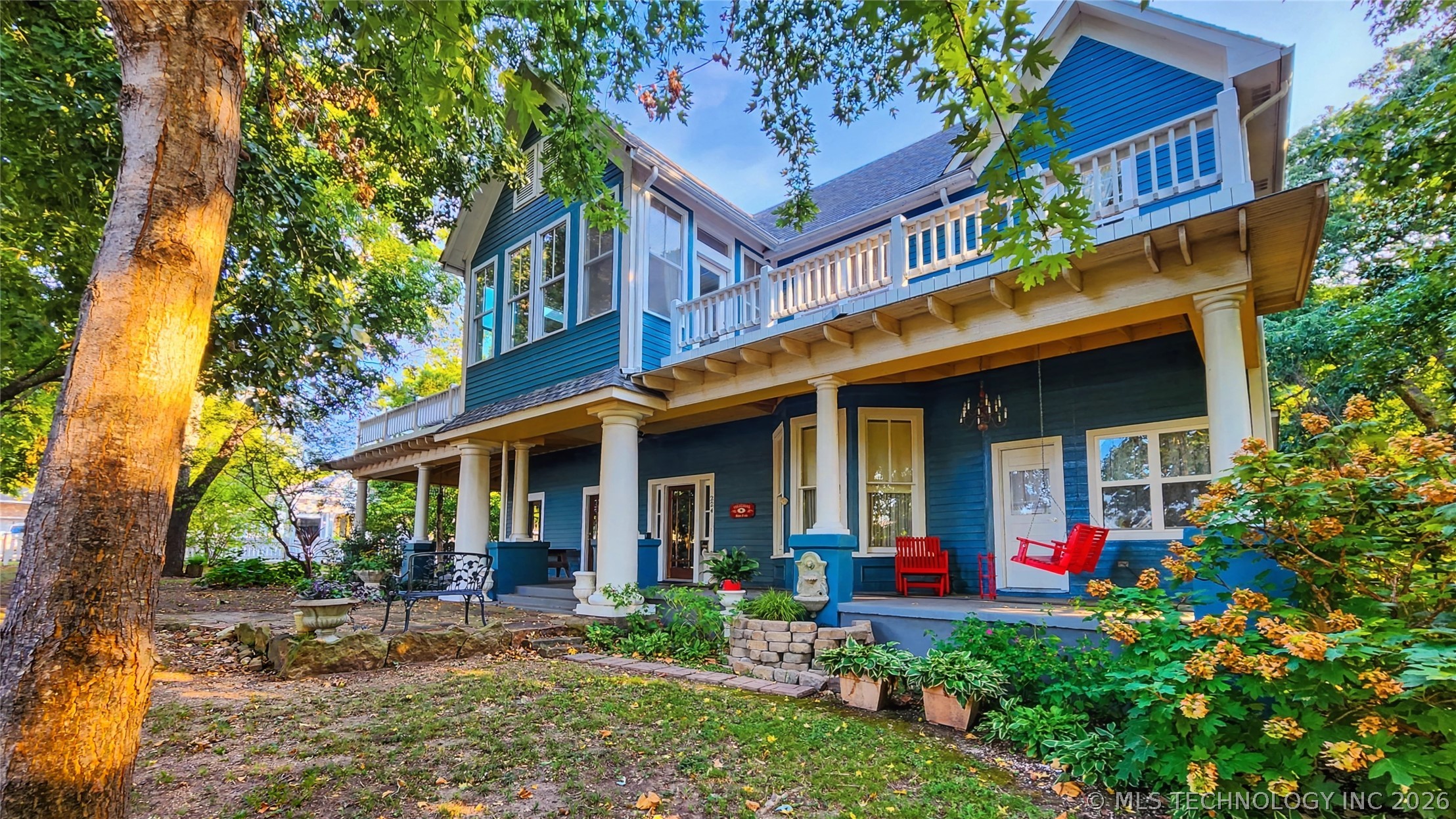 224 W Chickasaw Street Property Photo 2