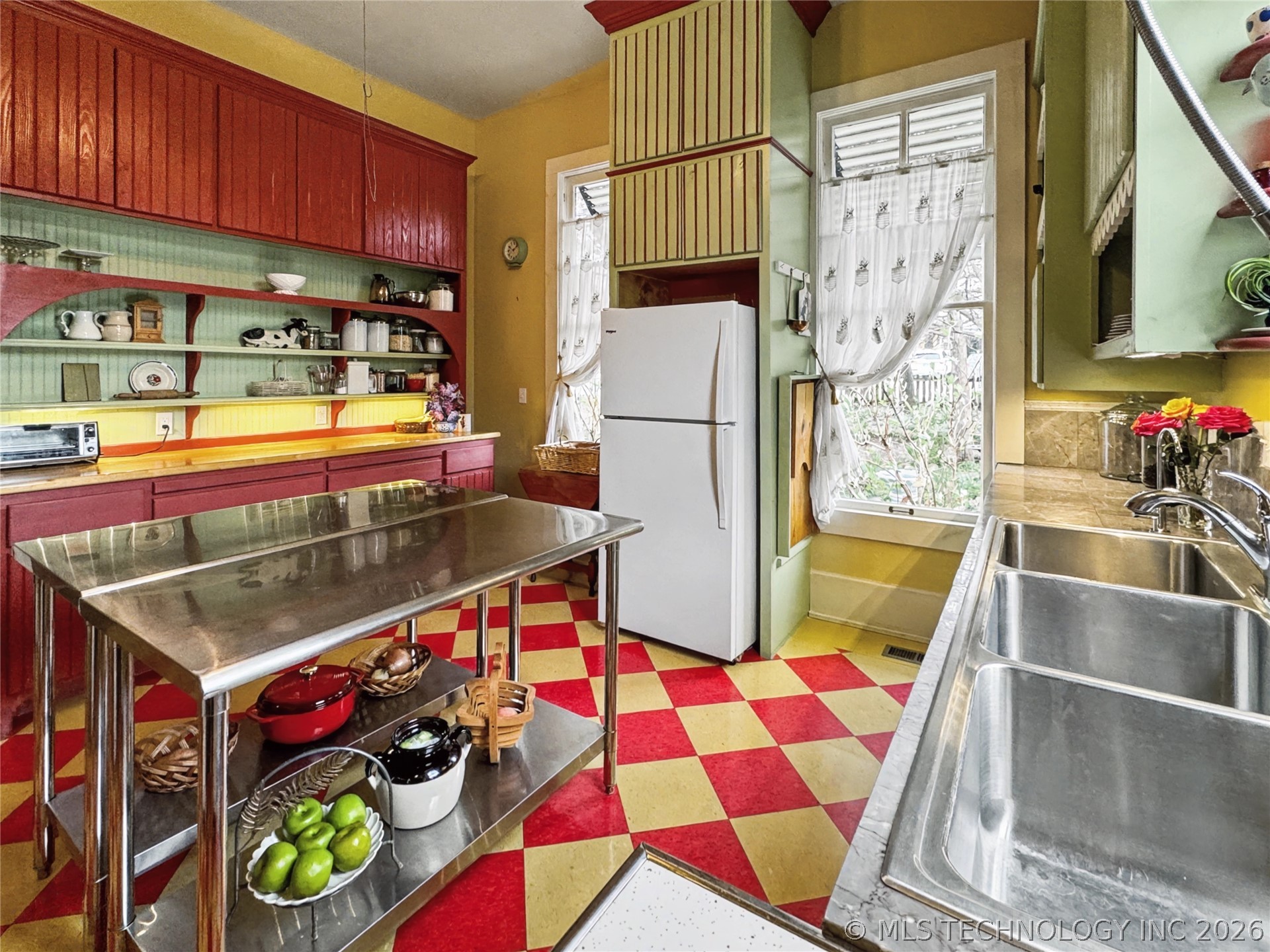 224 W Chickasaw Street Property Photo 23