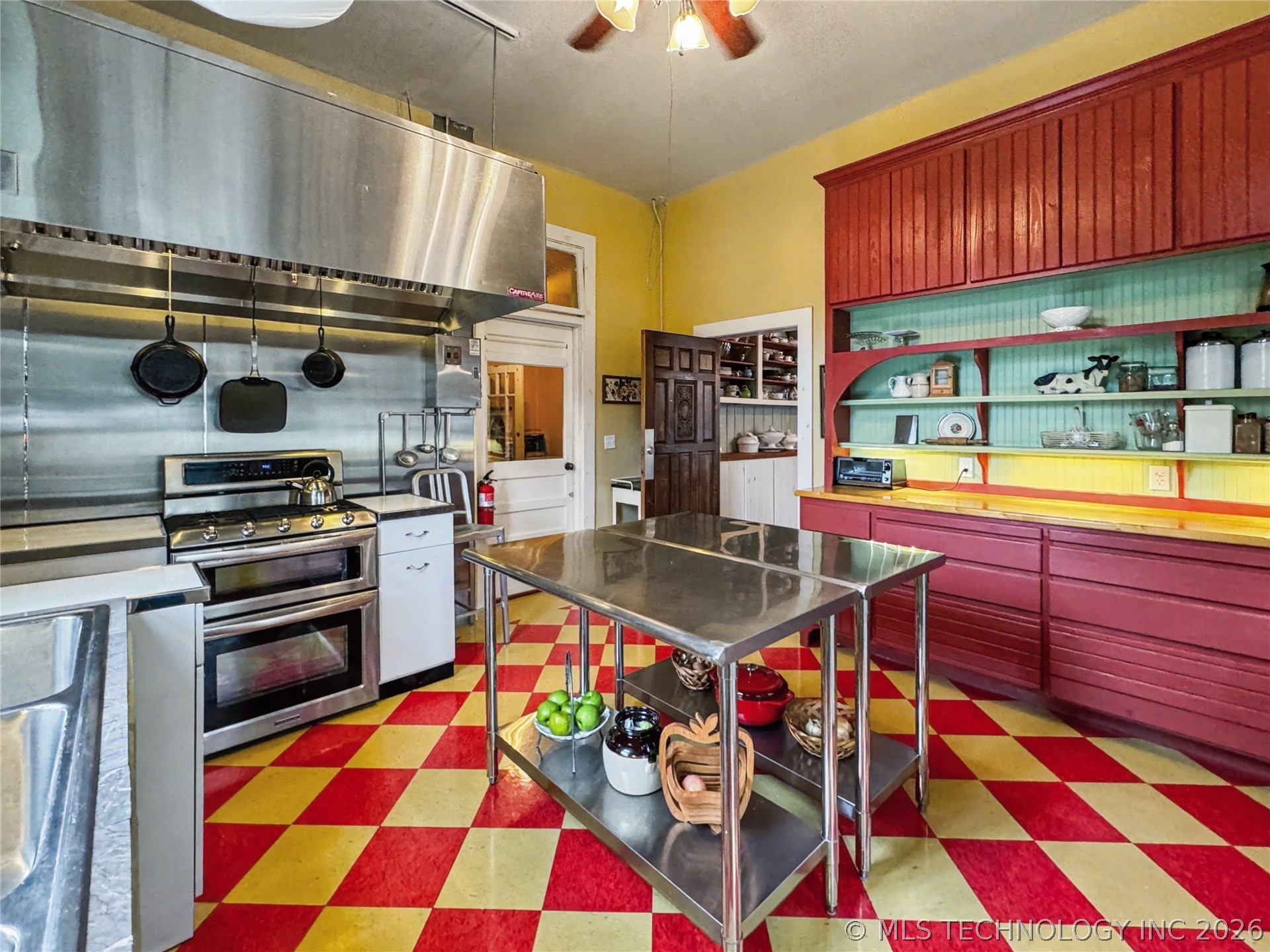 224 W Chickasaw Street Property Photo 25