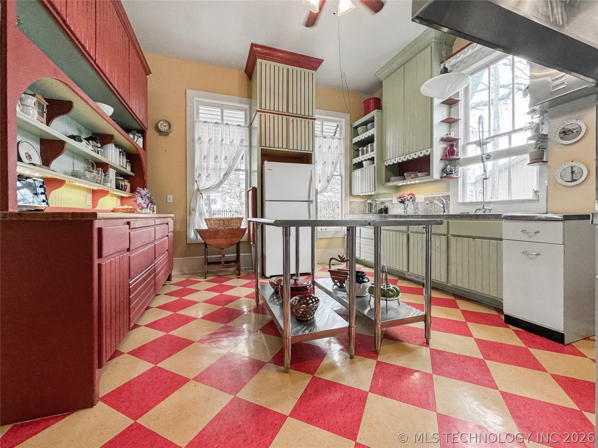 224 W Chickasaw Street Property Photo 28