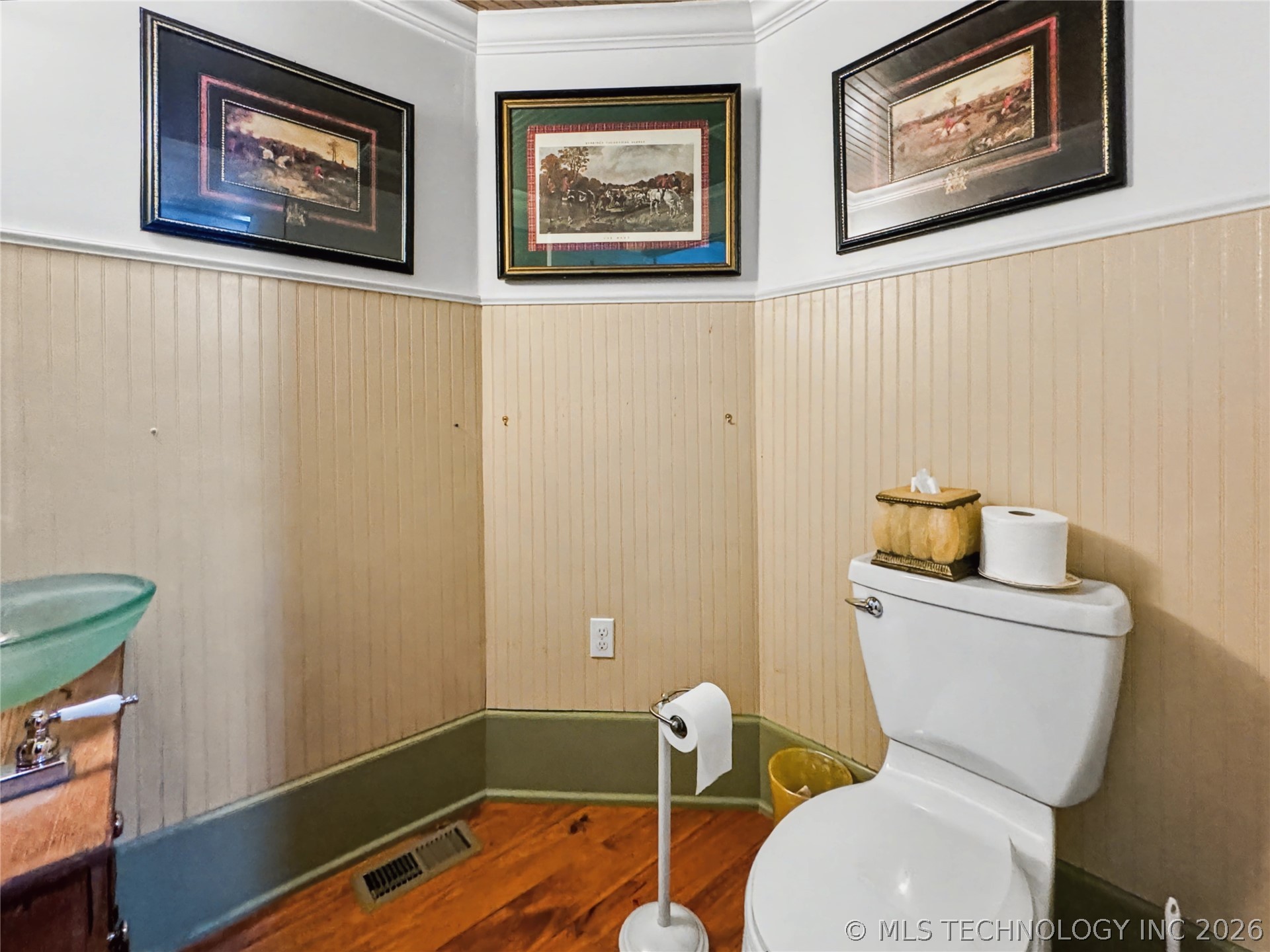 224 W Chickasaw Street Property Photo 33