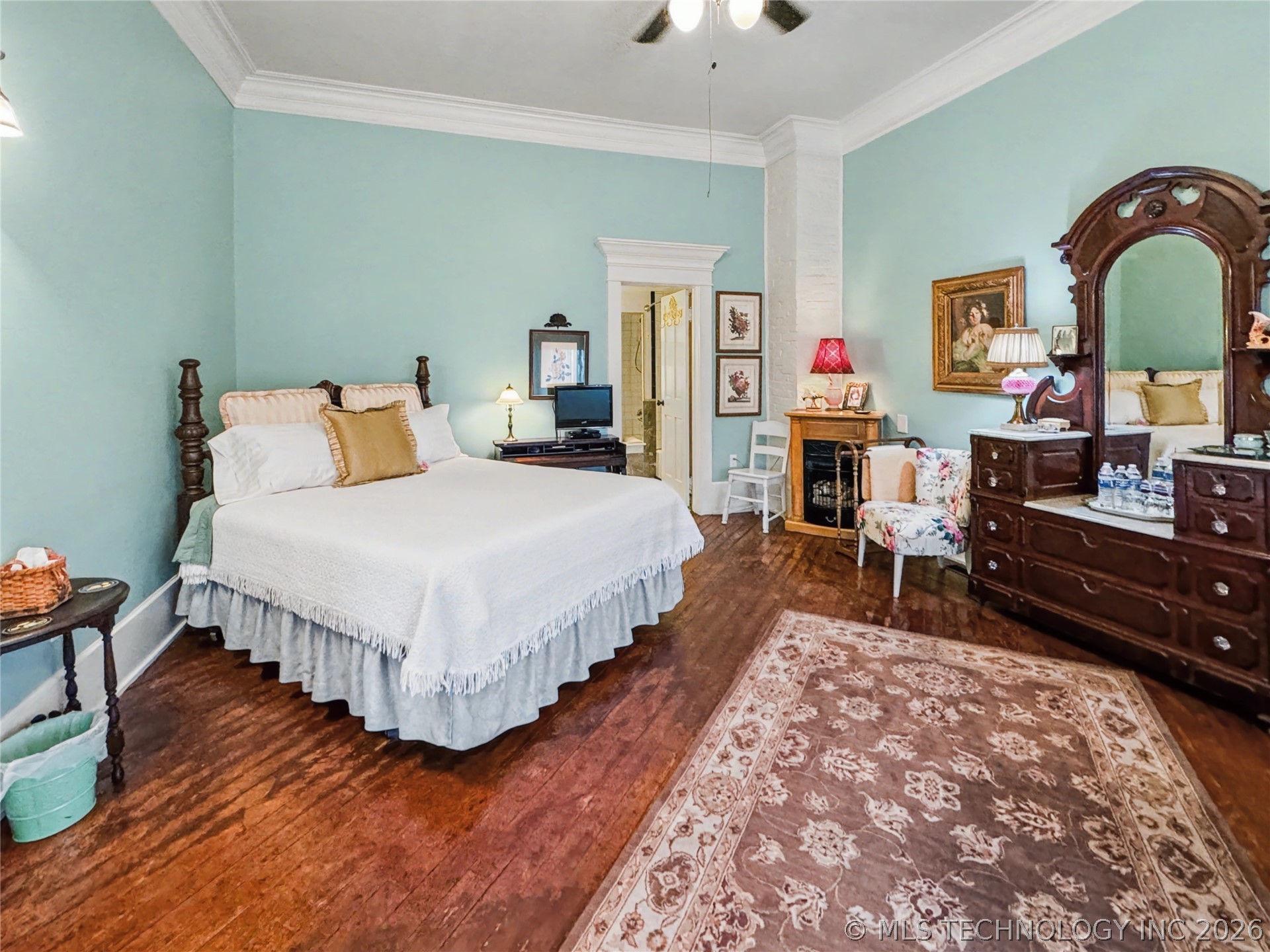 224 W Chickasaw Street Property Photo 37