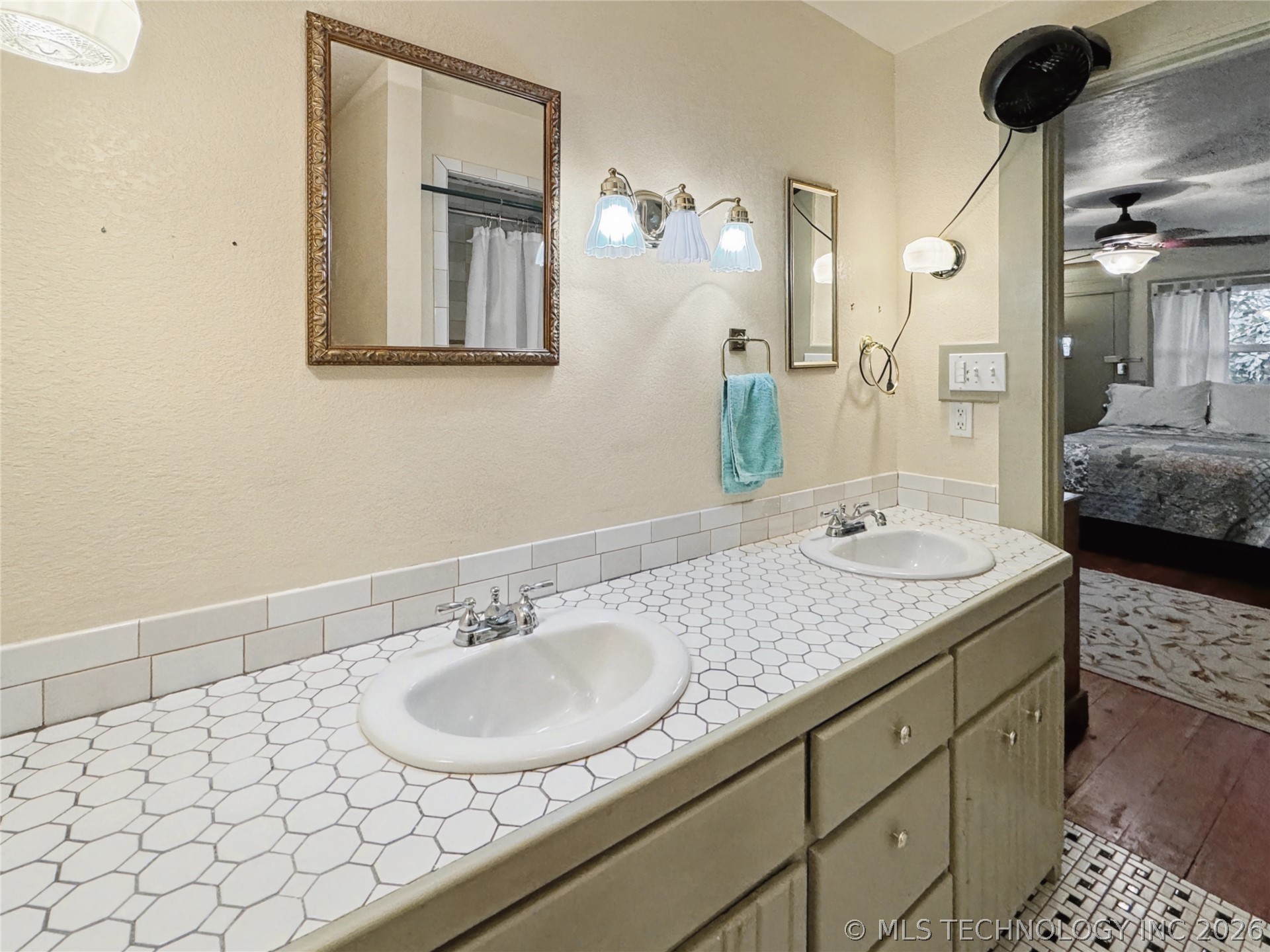 224 W Chickasaw Street Property Photo 71