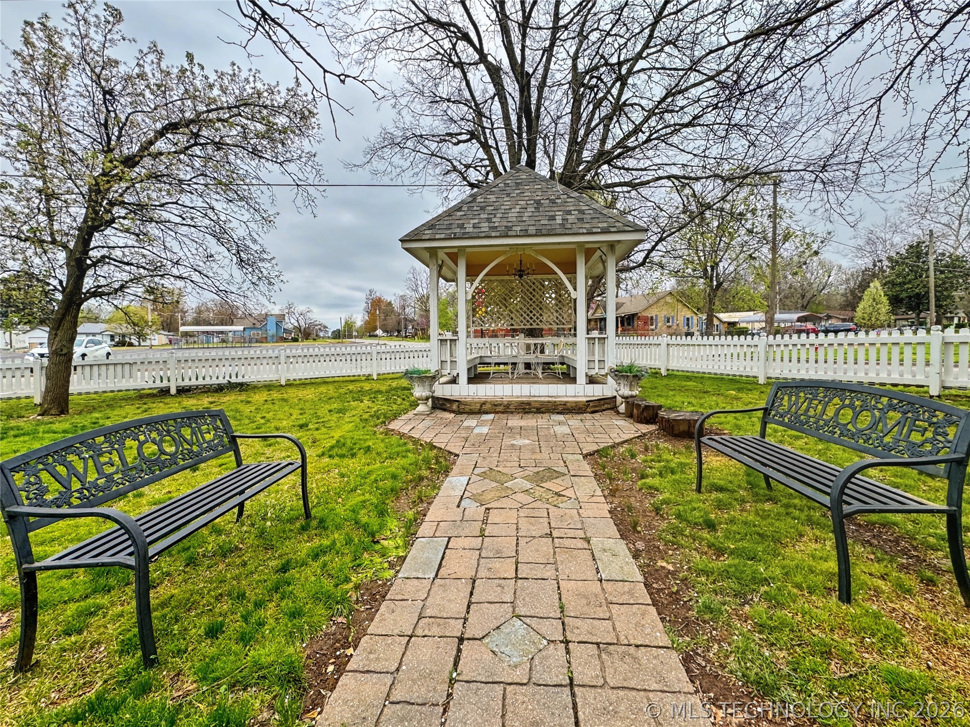 224 W Chickasaw Street Property Photo 92