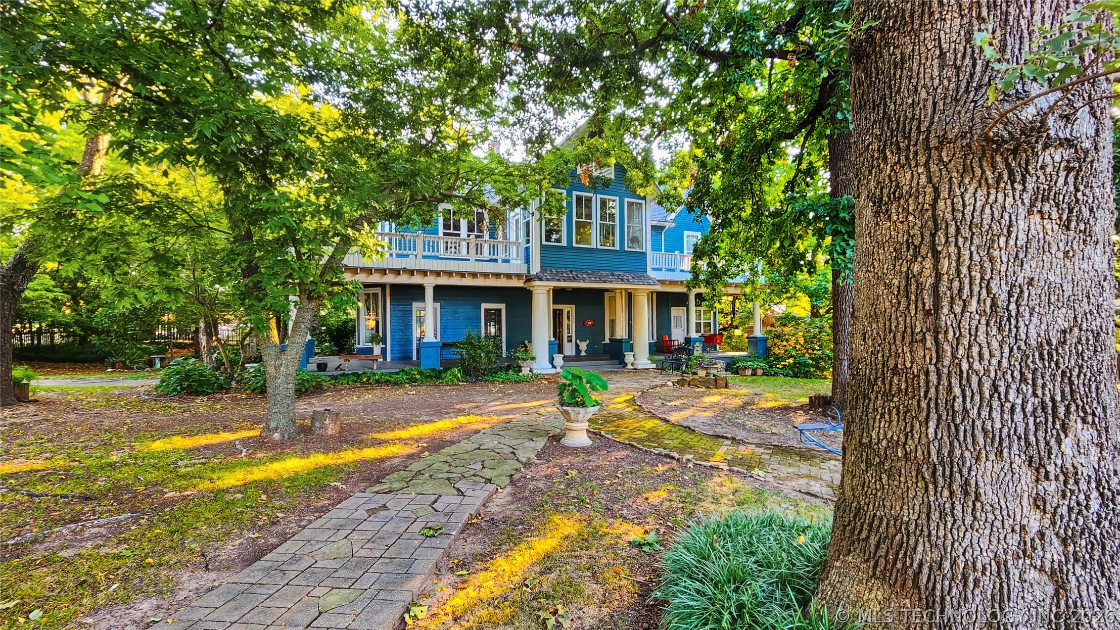 224 W Chickasaw Street Property Photo 98