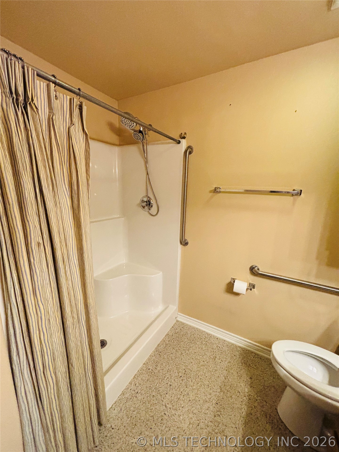 507 Independence Property Photo 6