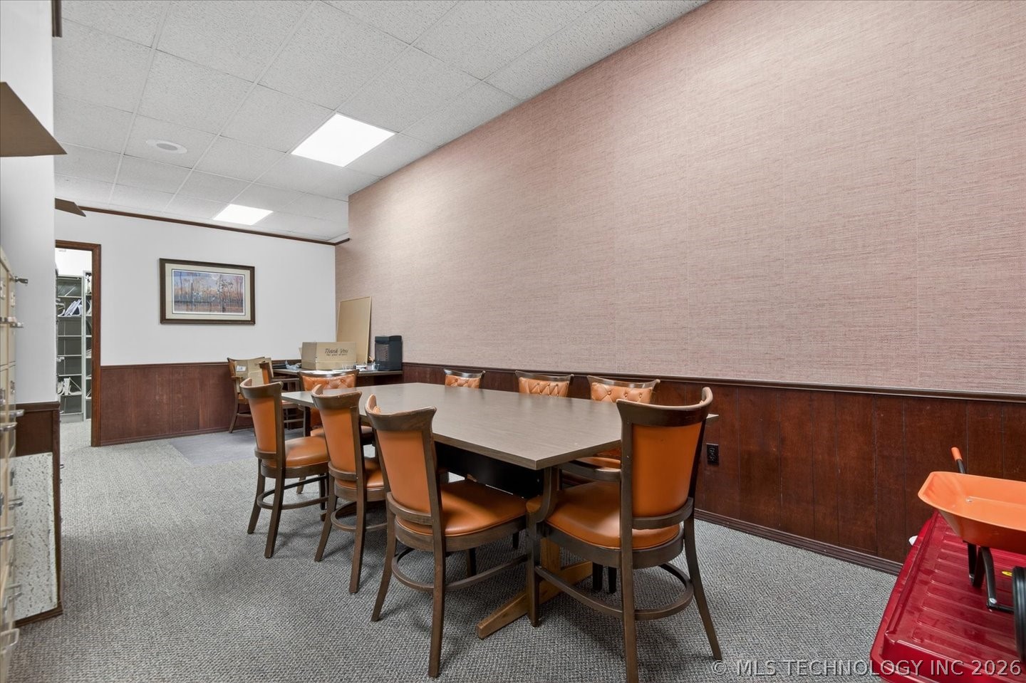 111 Se Frank Phillips Boulevard Property Photo 11