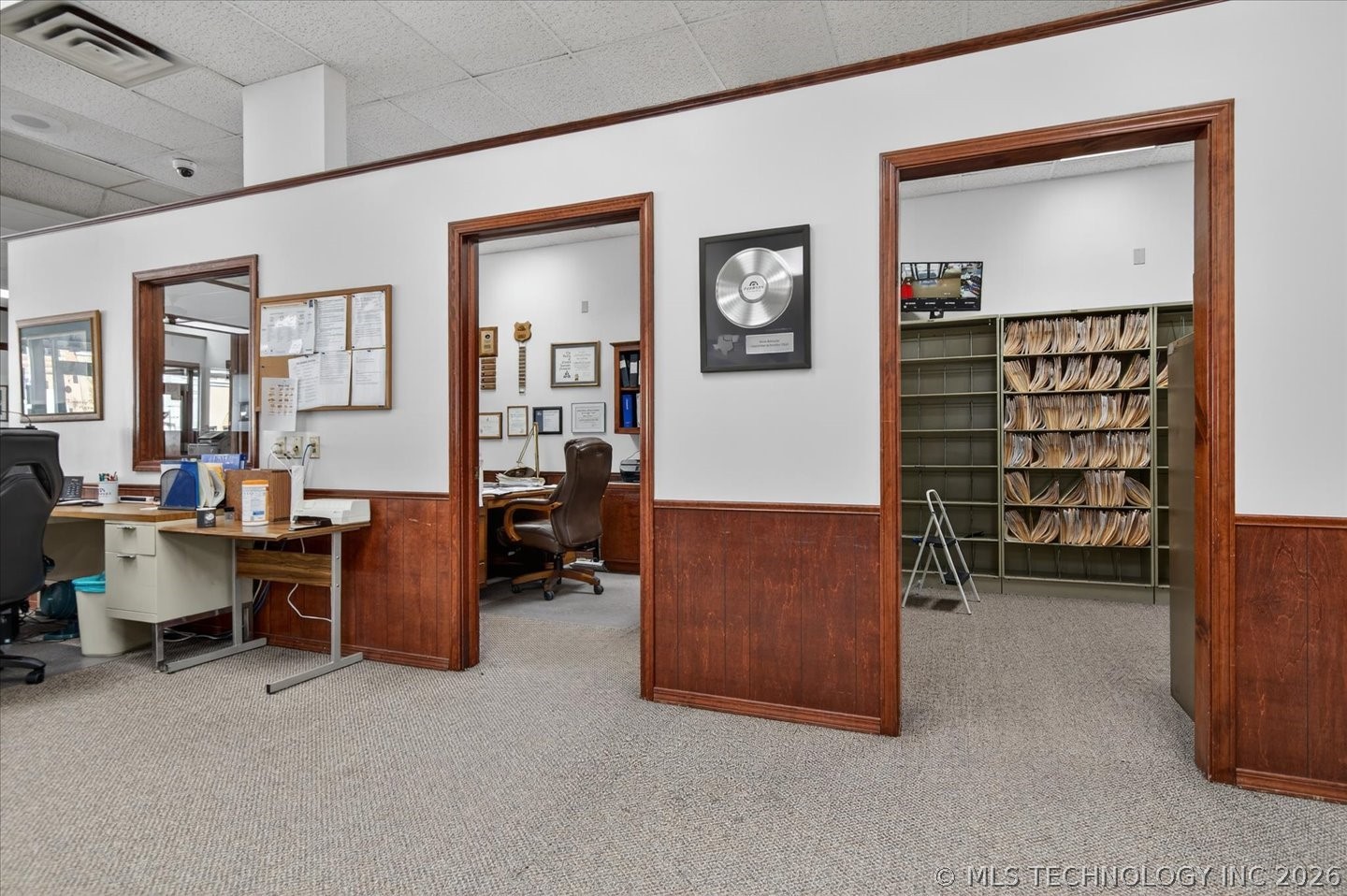 111 Se Frank Phillips Boulevard Property Photo 18