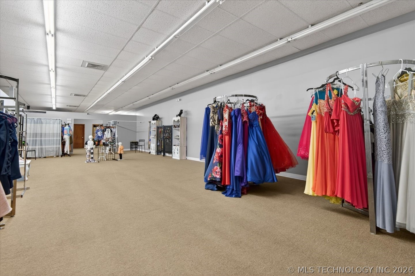 111 Se Frank Phillips Boulevard Property Photo 32