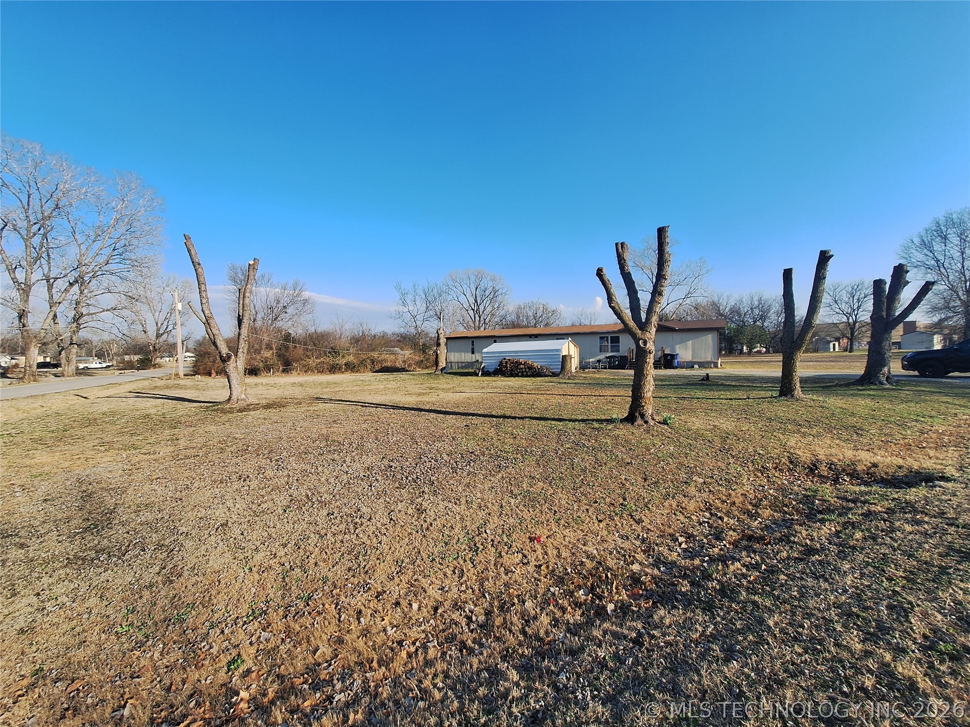 21320 E 49th Street S Property Photo 1