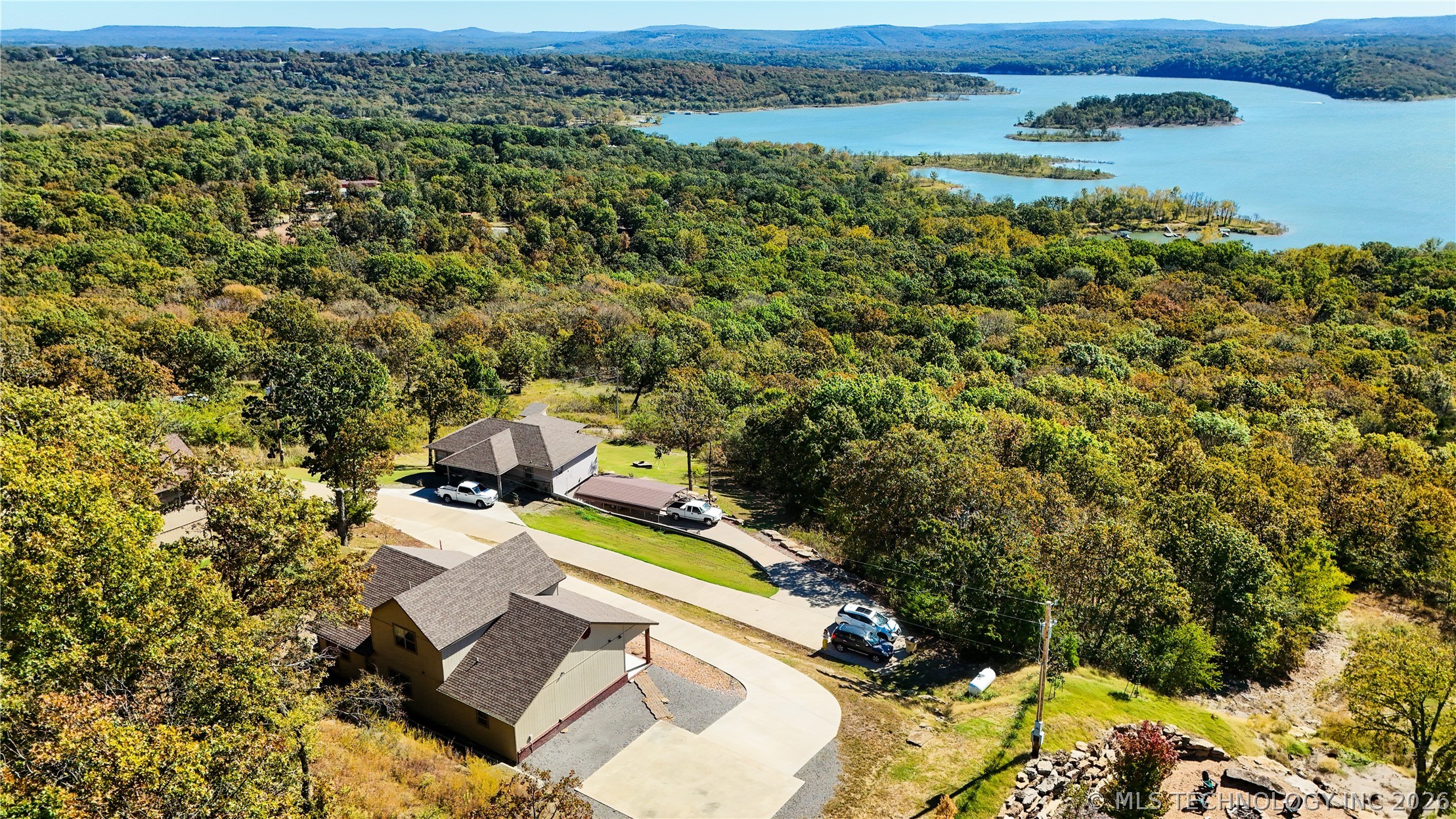 29498 S Timberline Drive Property Photo 3