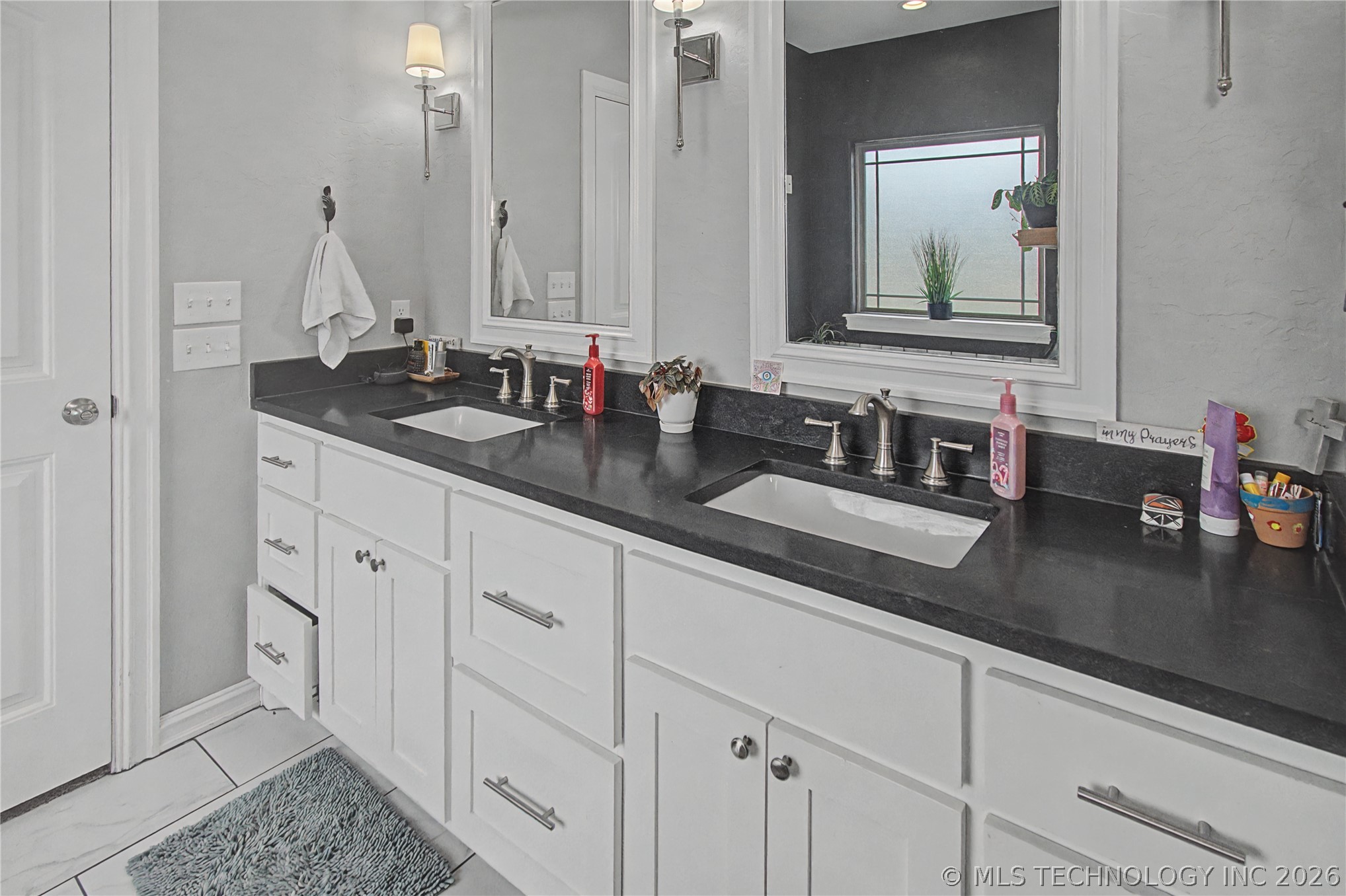 6903 S 4th Street W Property Photo 17