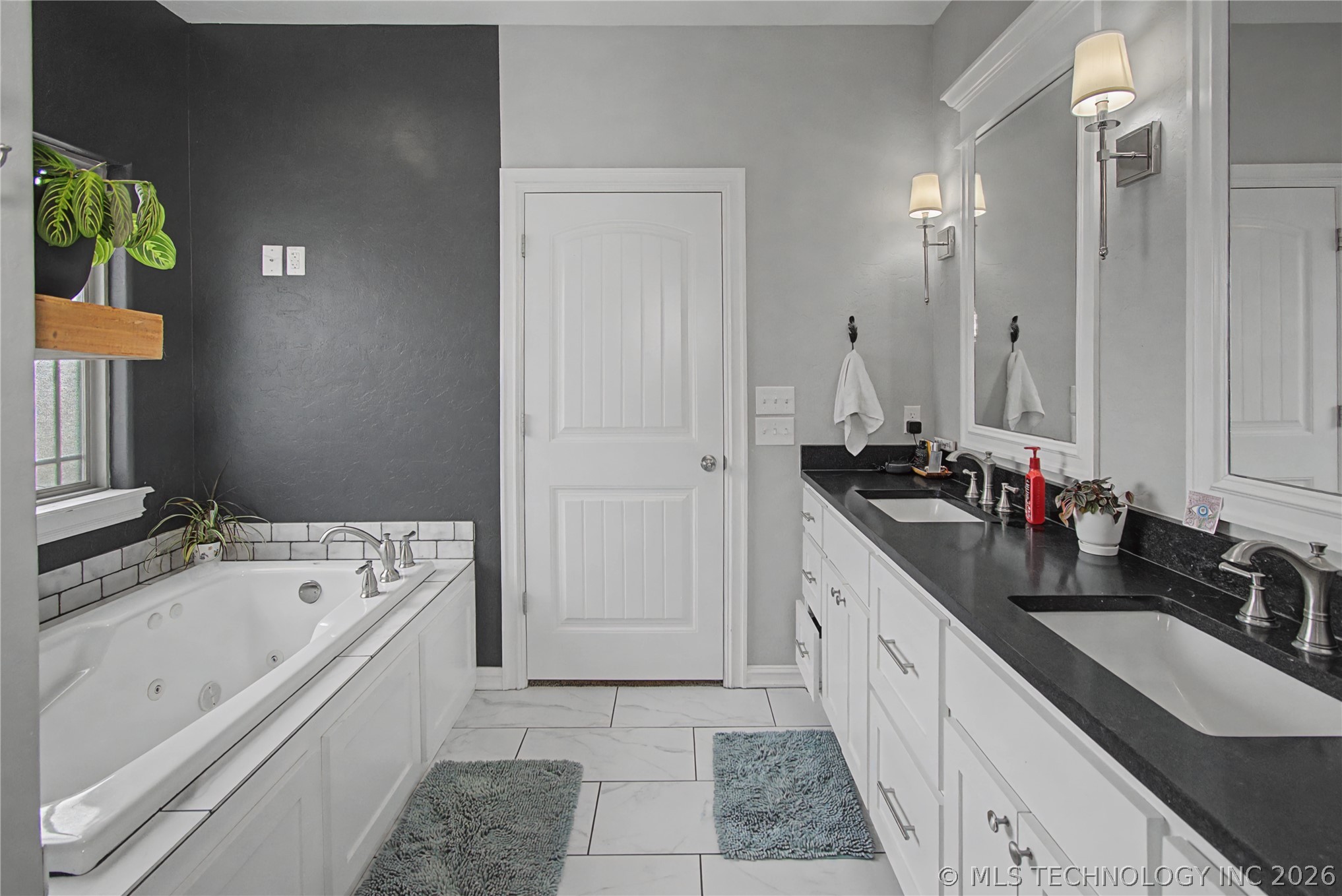 6903 S 4th Street W Property Photo 20