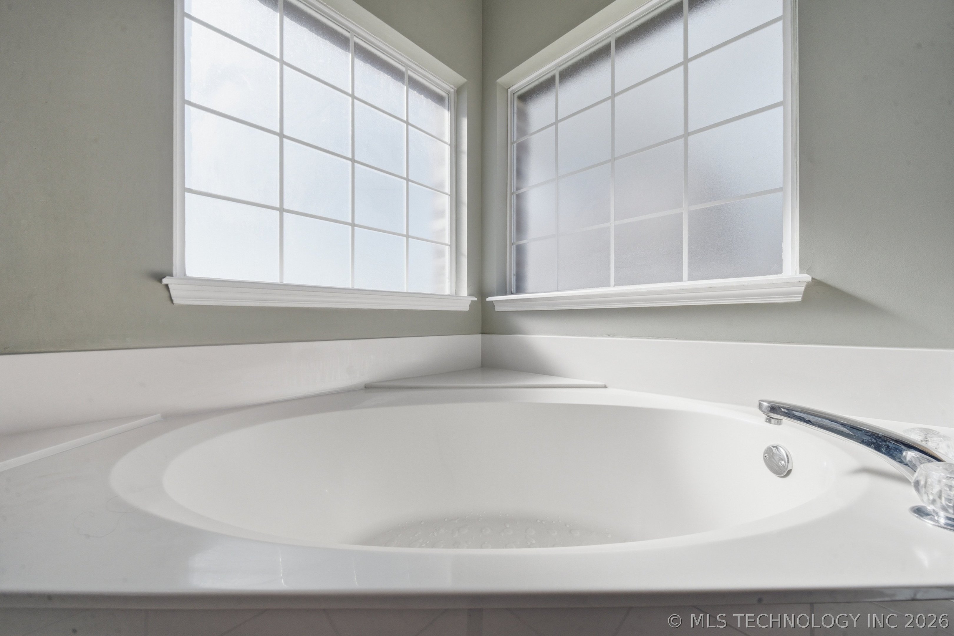 12016 S Date Avenue Property Photo 22