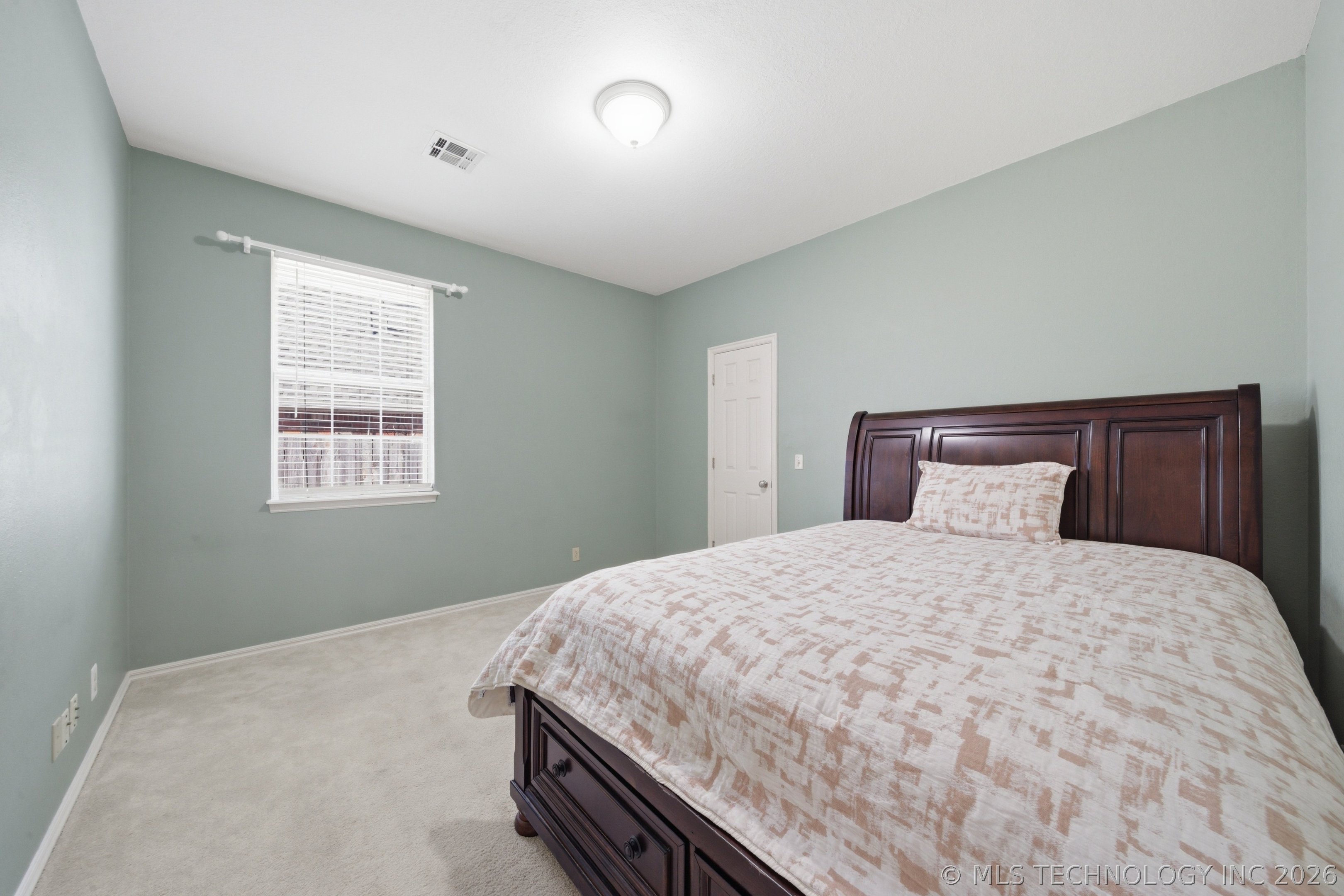 12016 S Date Avenue Property Photo 24
