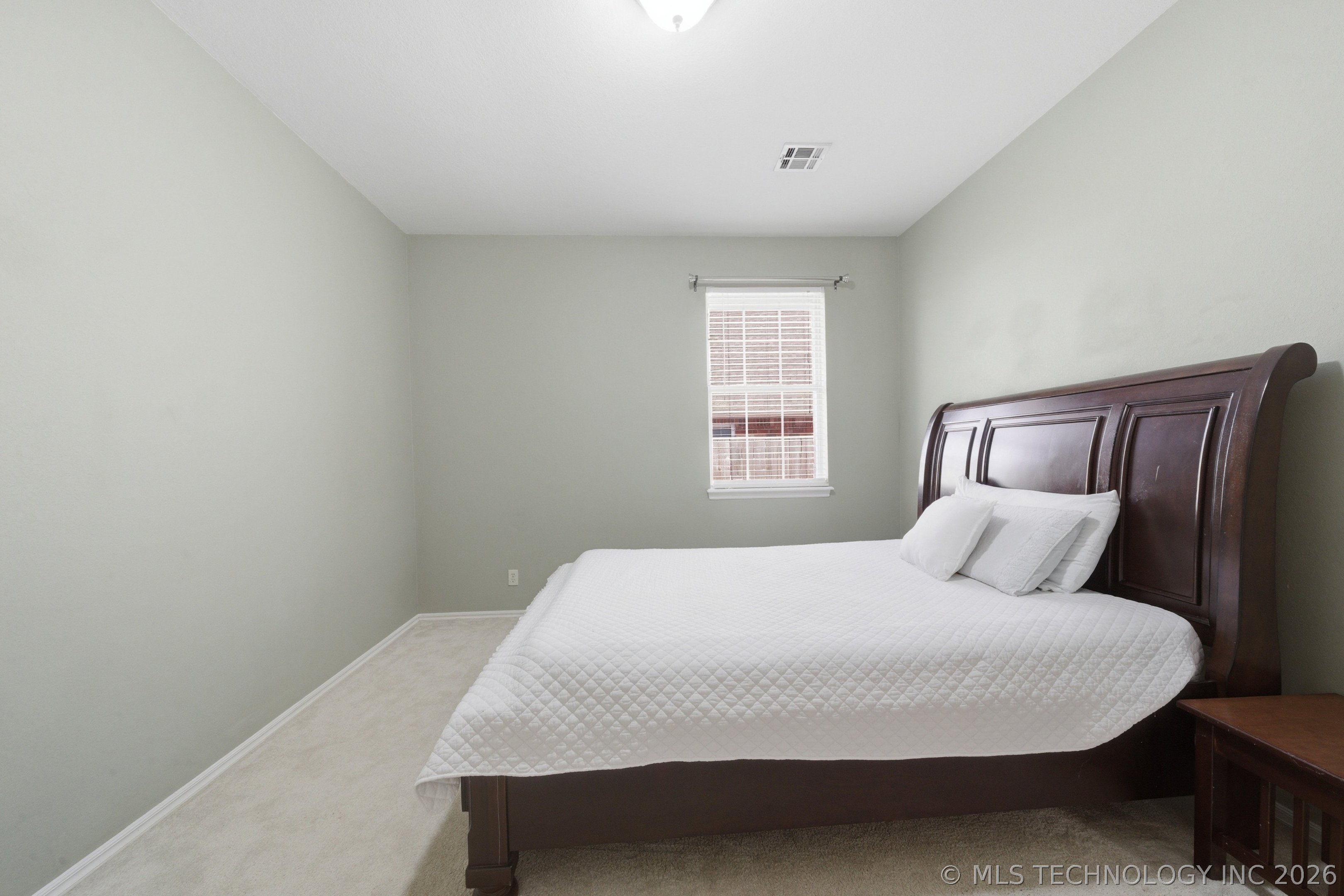 12016 S Date Avenue Property Photo 28