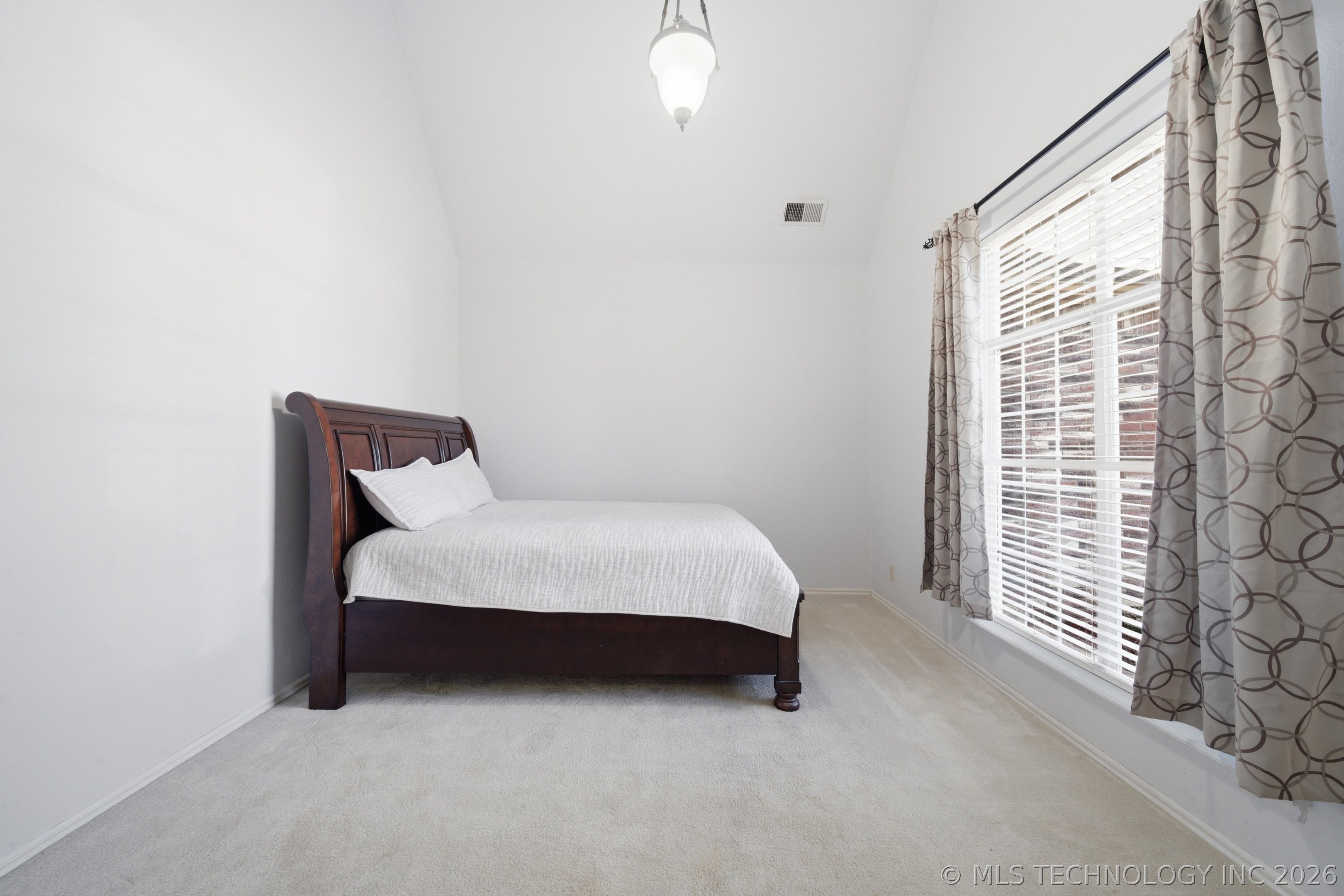 12016 S Date Avenue Property Photo 29