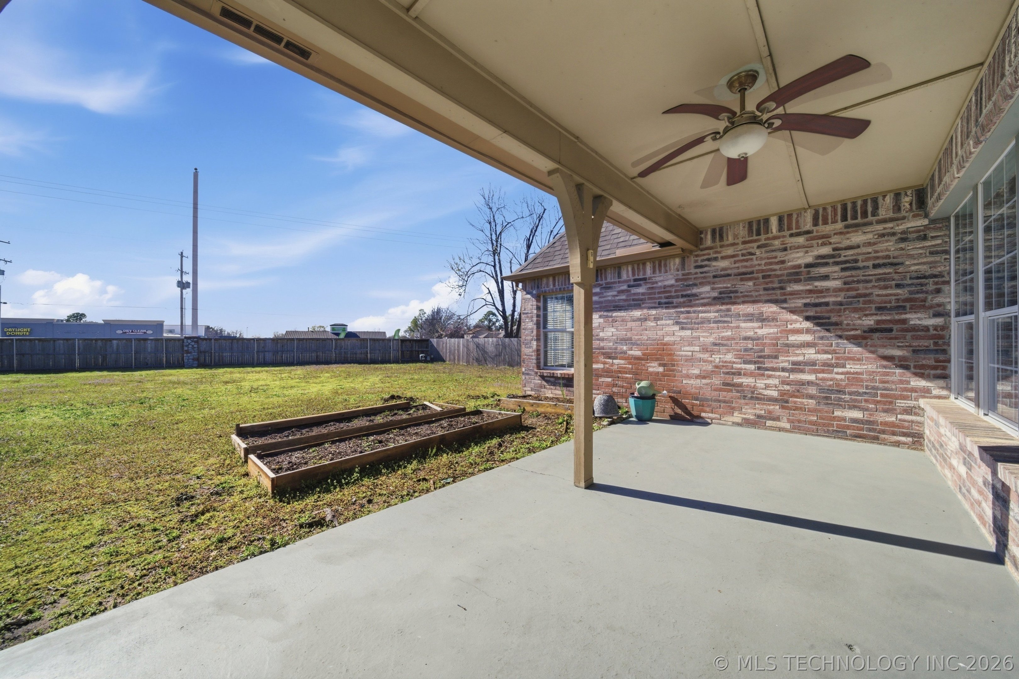 12016 S Date Avenue Property Photo 33