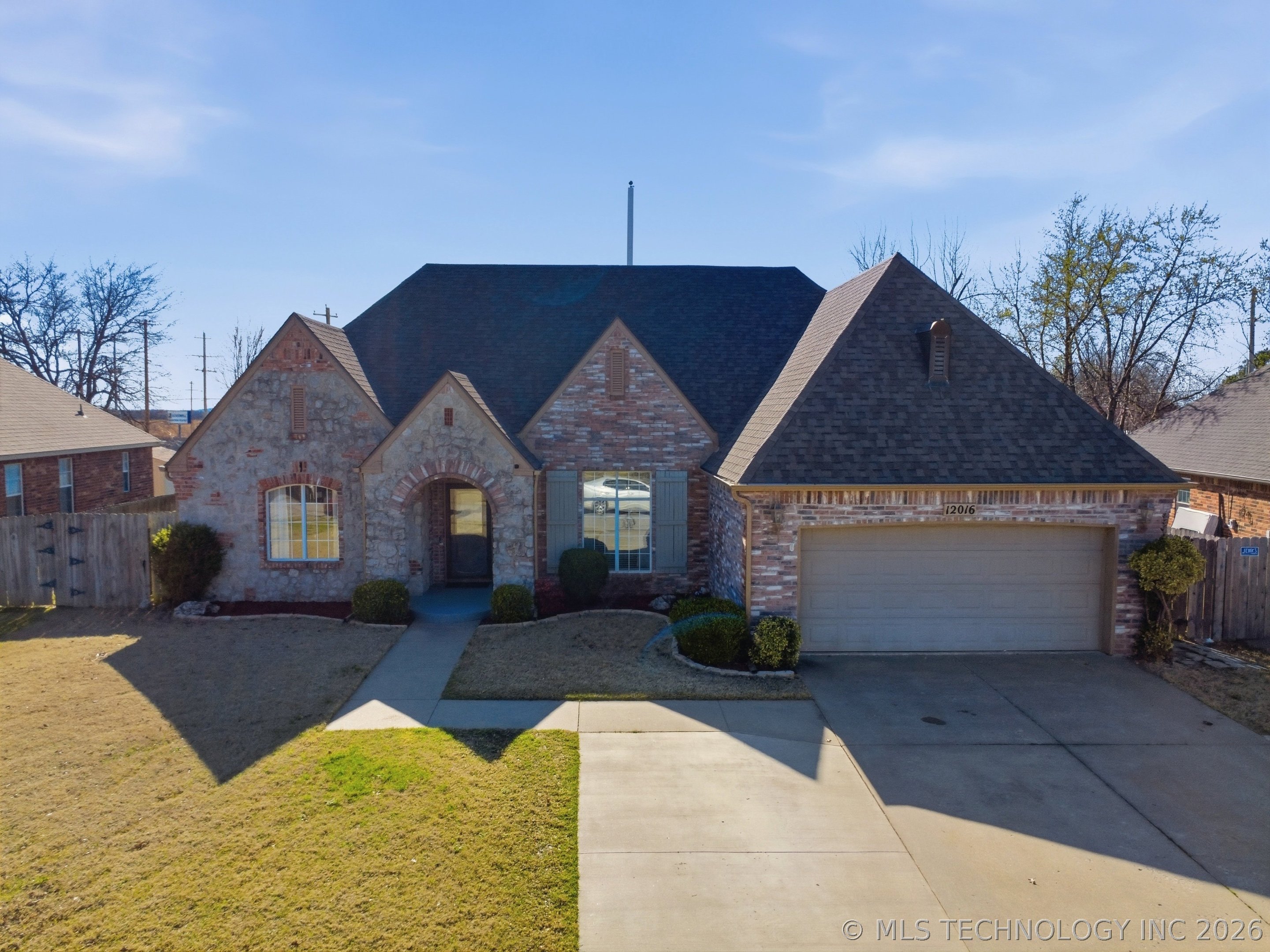 12016 S Date Avenue Property Photo 39