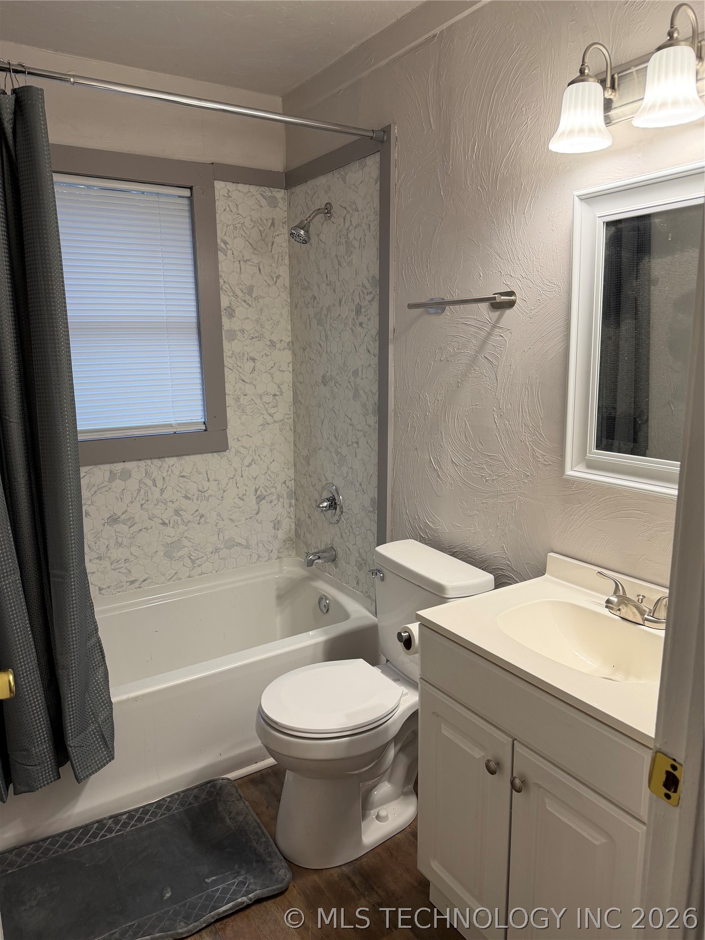 305 P Sw Property Photo 6