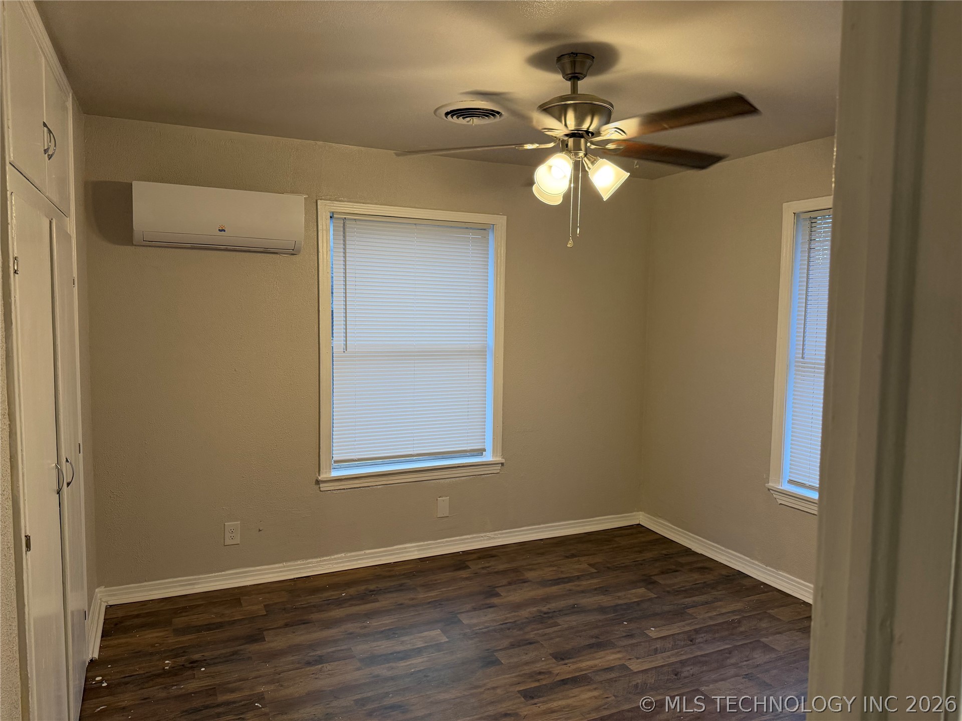 305 P Sw Property Photo 7