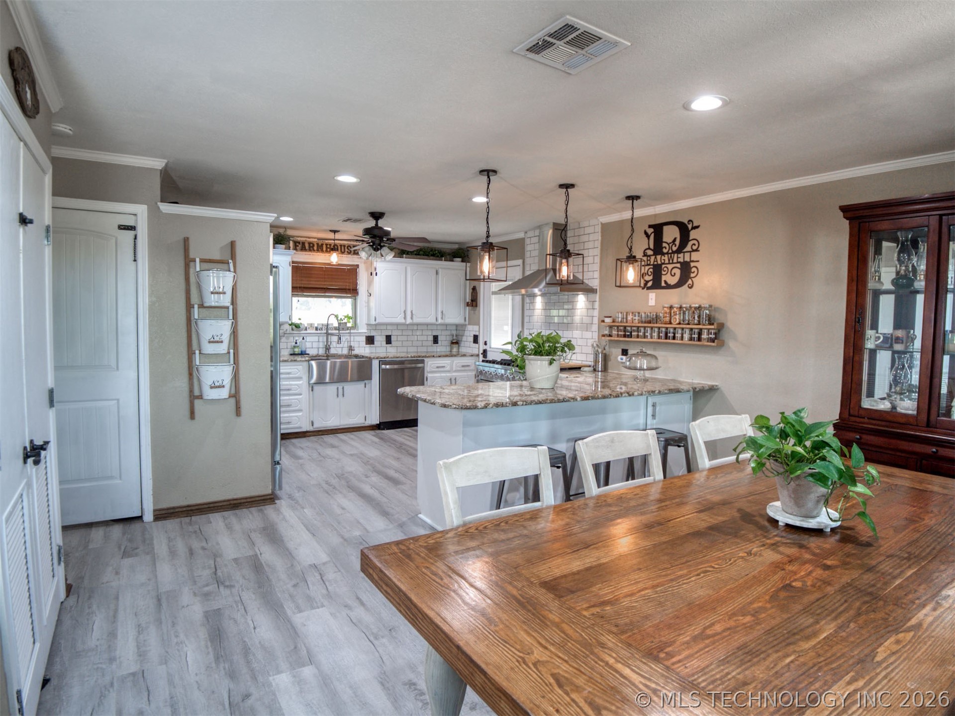 3487 Edge Road Property Photo 10