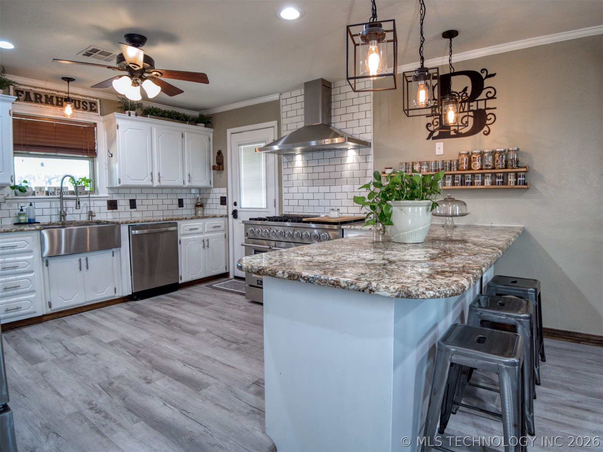 3487 Edge Road Property Photo 11