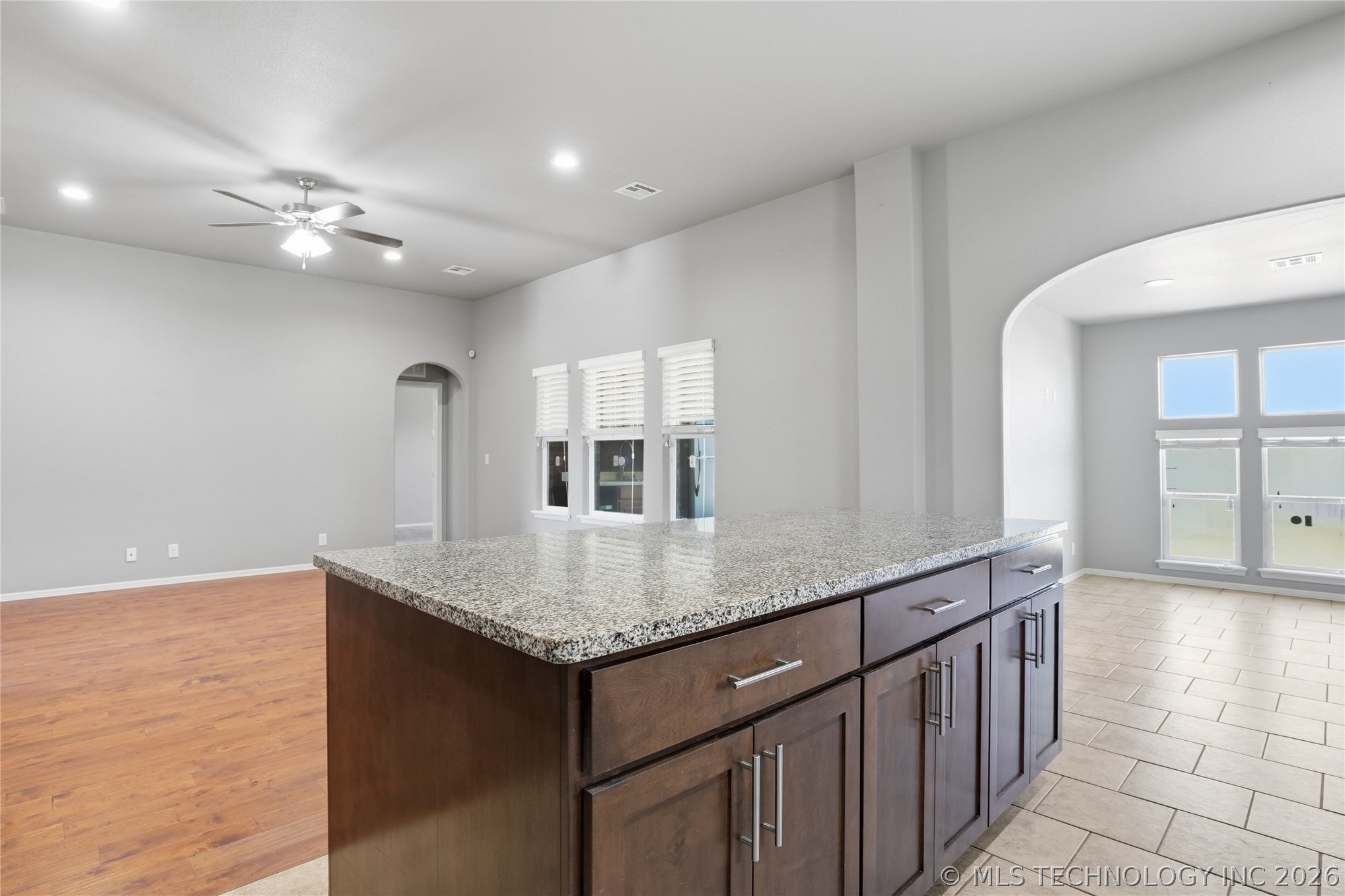 7314 S Laurel Place Property Photo 11