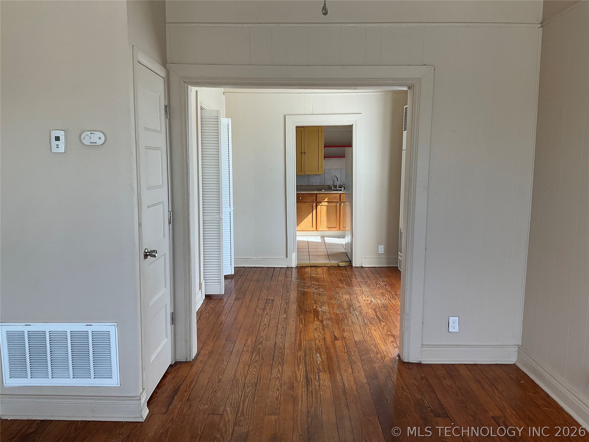 1319 S Quincy Avenue 1/2 Property Photo 3