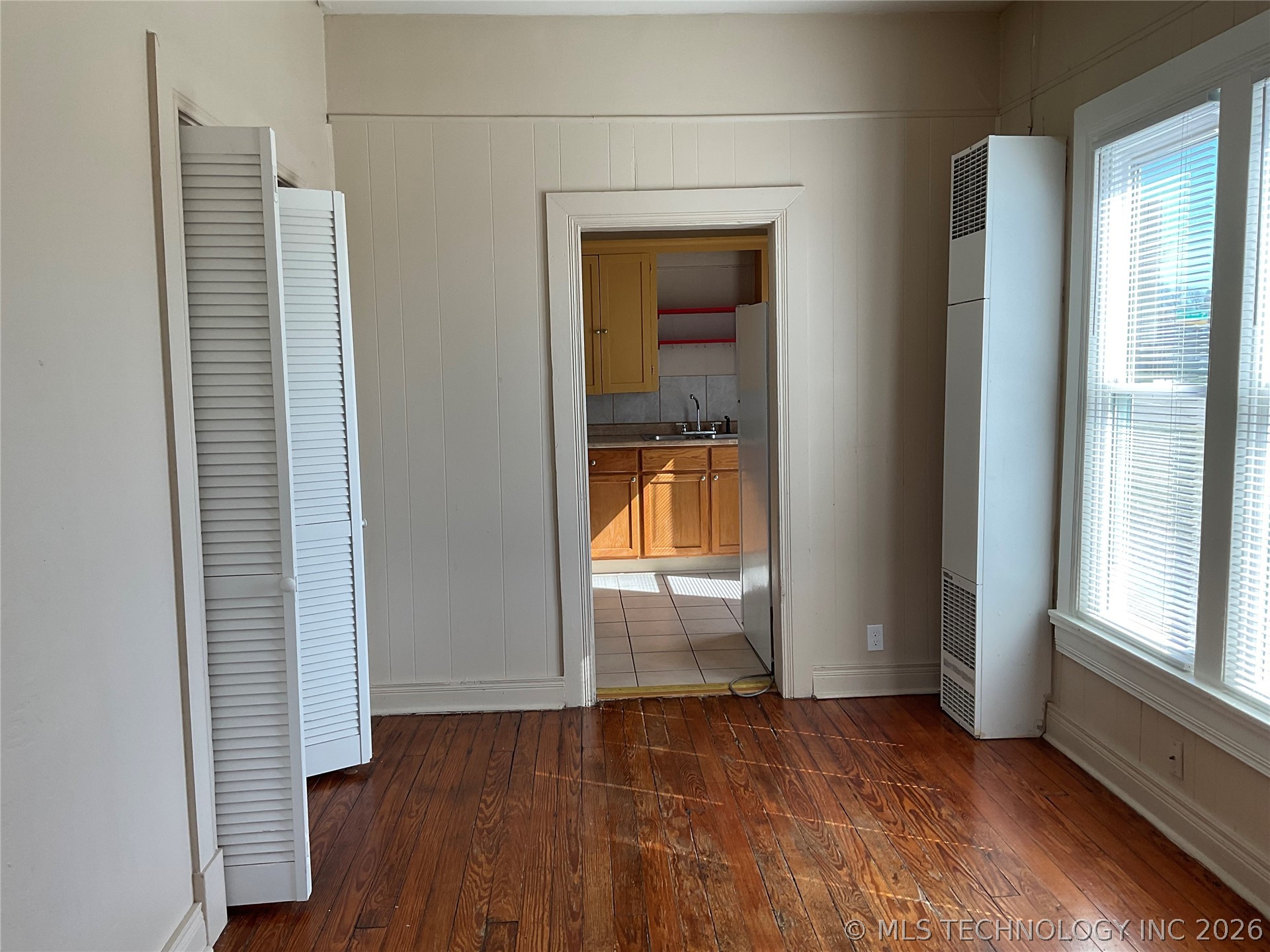 1319 S Quincy Avenue 1/2 Property Photo 4