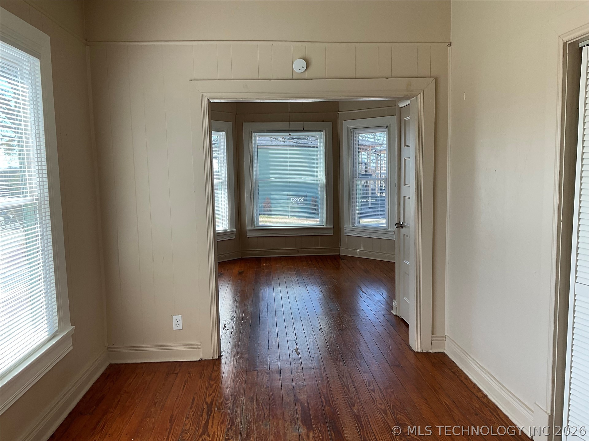 1319 S Quincy Avenue 1/2 Property Photo 5