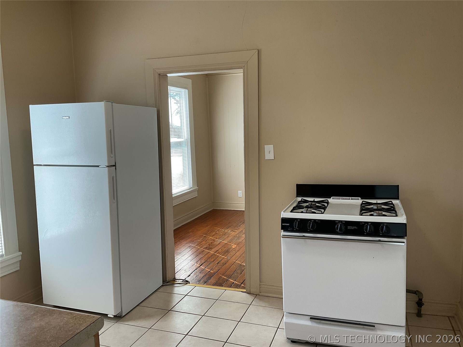 1319 S Quincy Avenue 1/2 Property Photo 6