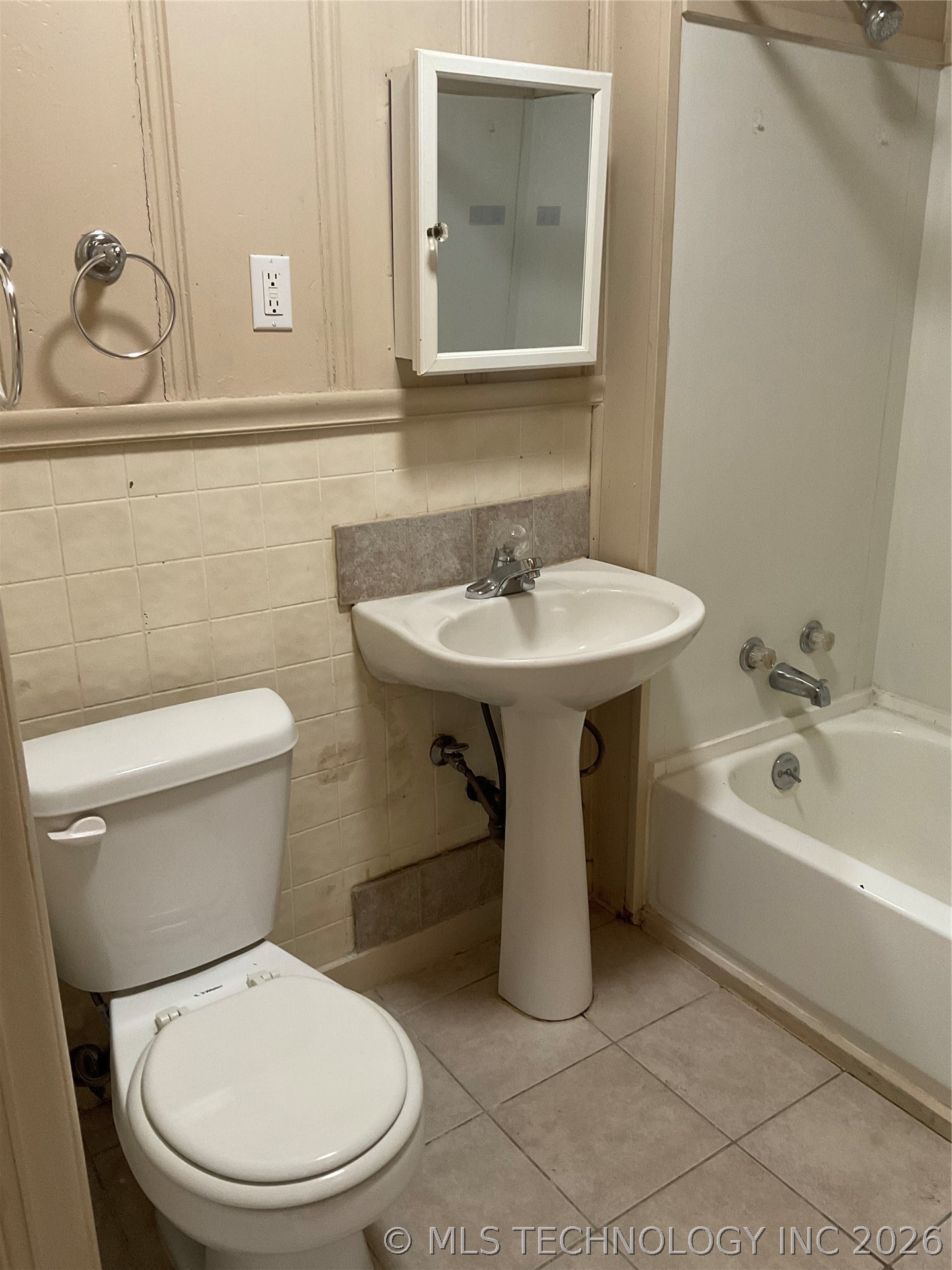 1319 S Quincy Avenue 1/2 Property Photo 10