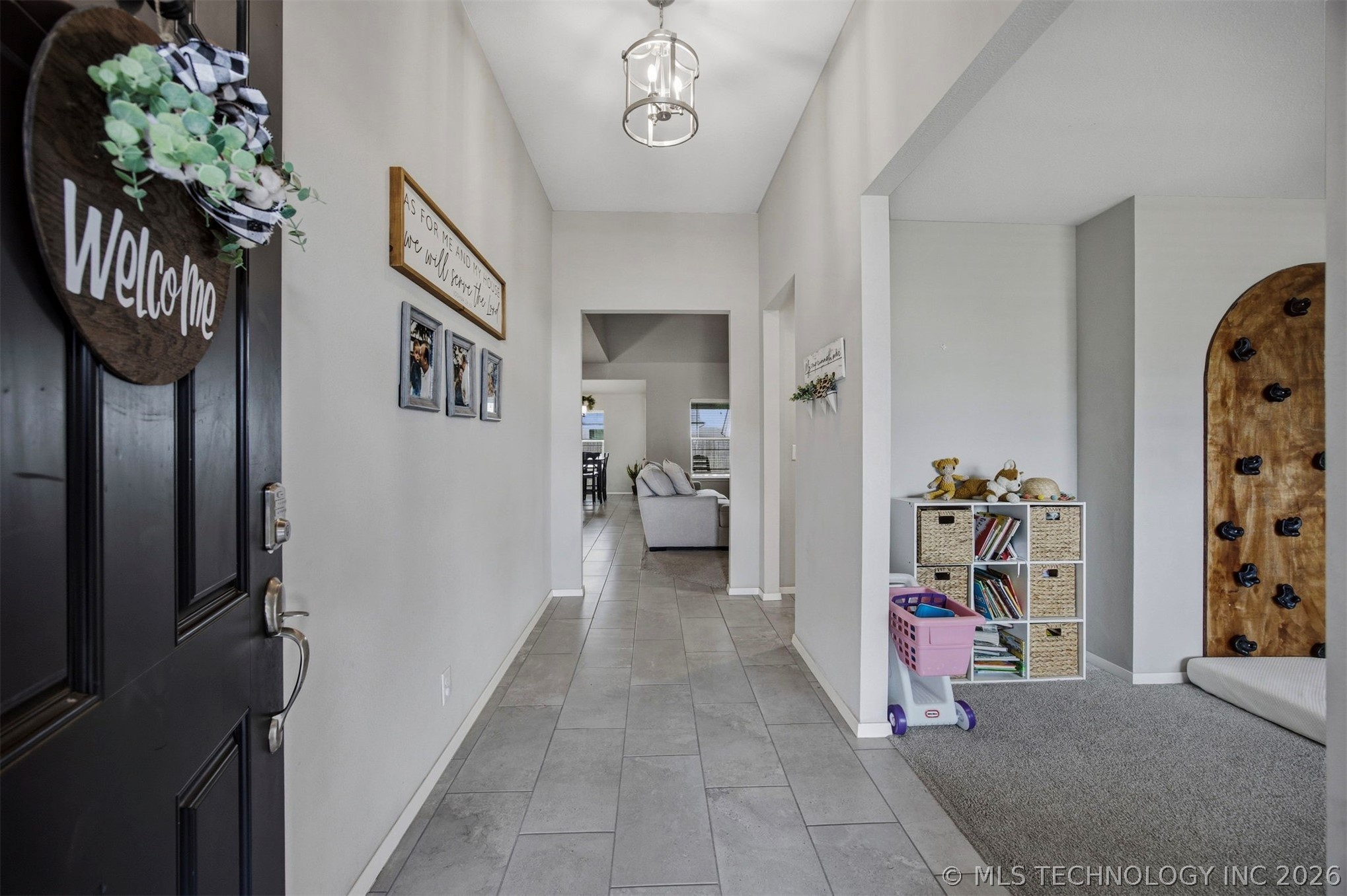 7403 E 87th Street N Property Photo 4